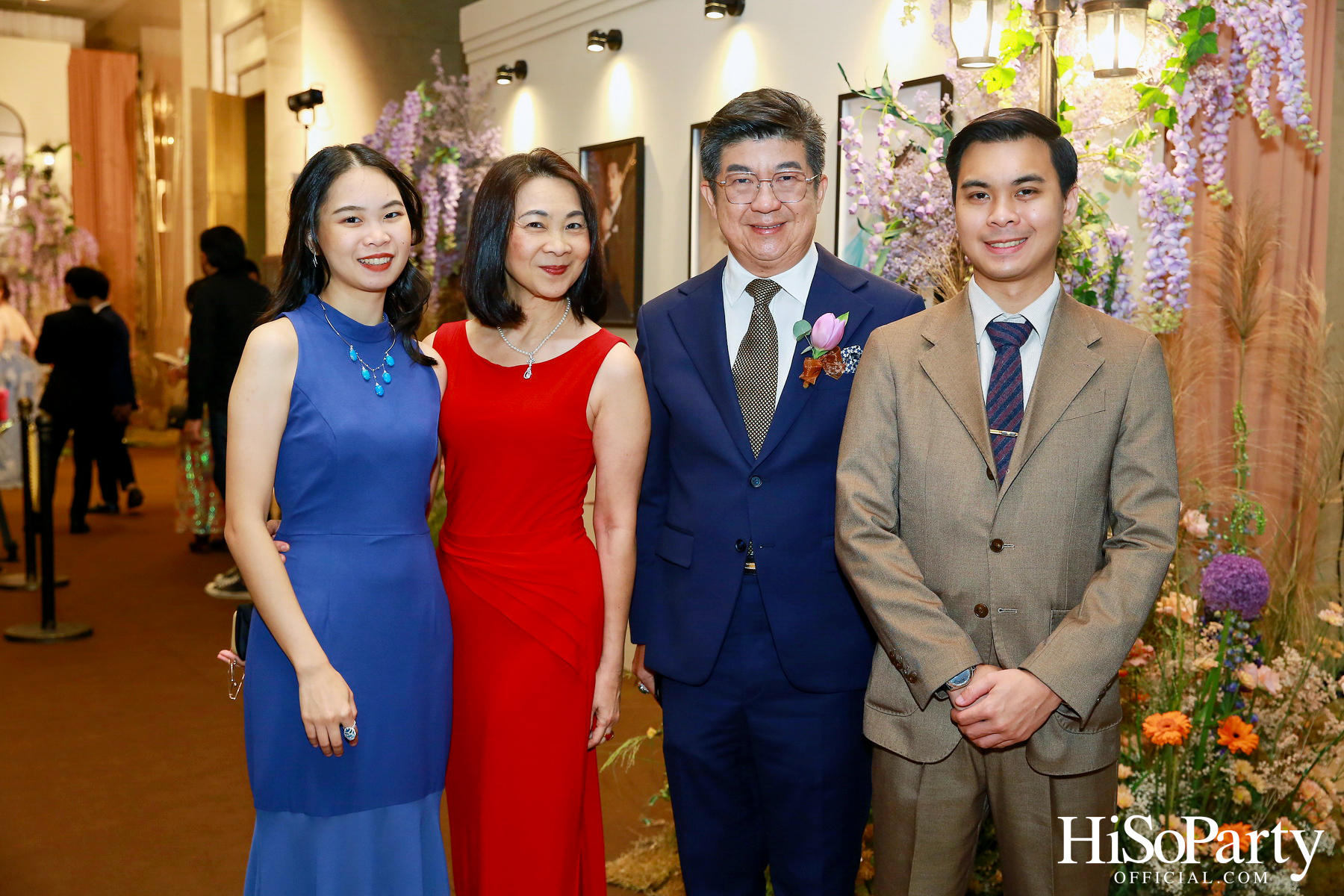 งานฉลองมงคลสมรสระหว่าง ธนพร เตชะวรบท และ วีรเดช ส่งทวีผล