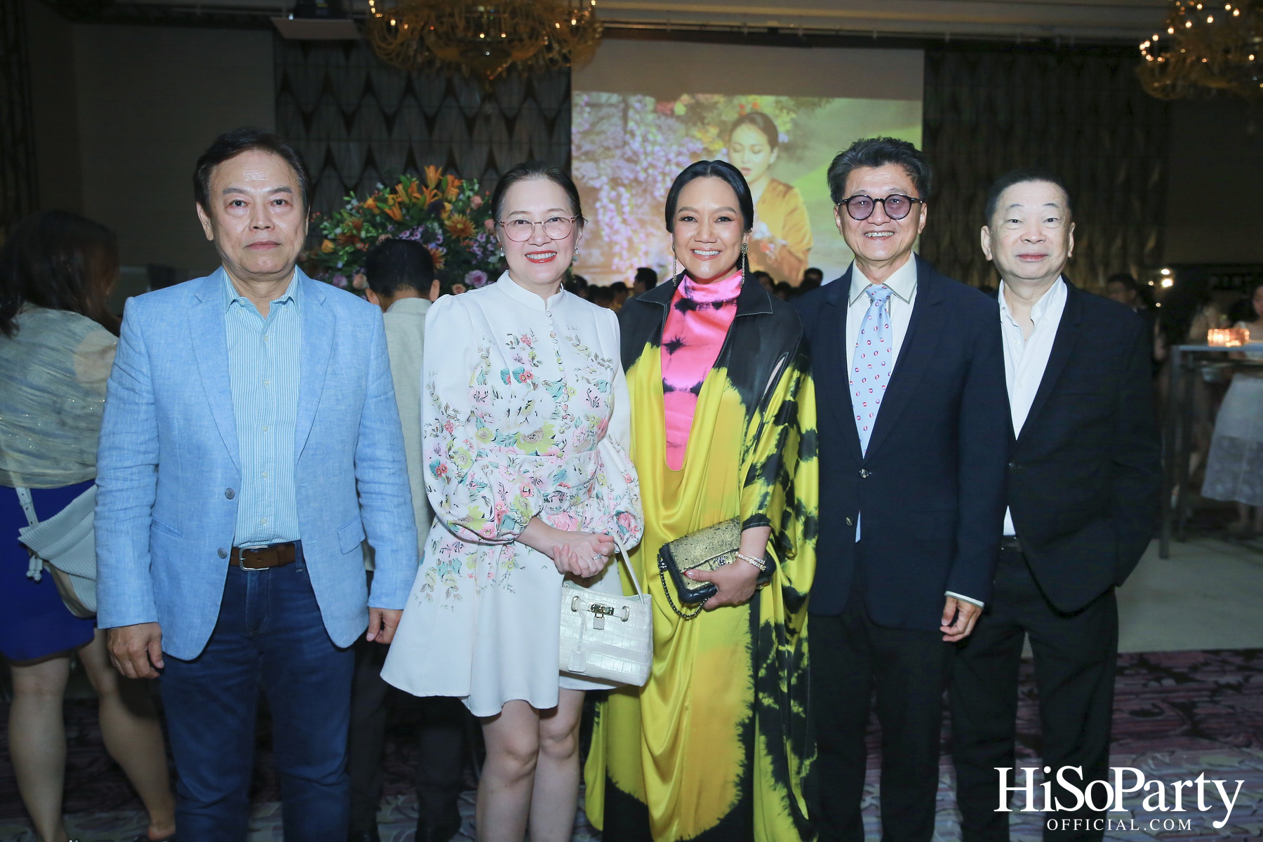 งานฉลองมงคลสมรสระหว่าง ธนพร เตชะวรบท และ วีรเดช ส่งทวีผล