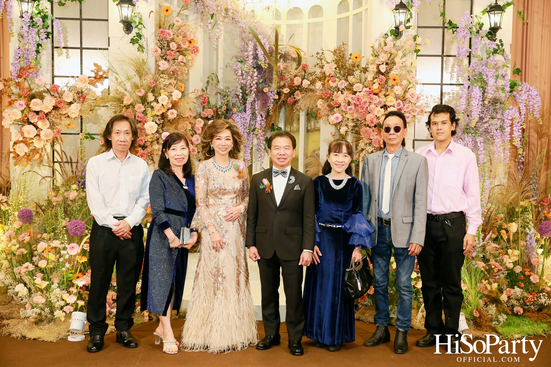 งานฉลองมงคลสมรสระหว่าง ธนพร เตชะวรบท และ วีรเดช ส่งทวีผล