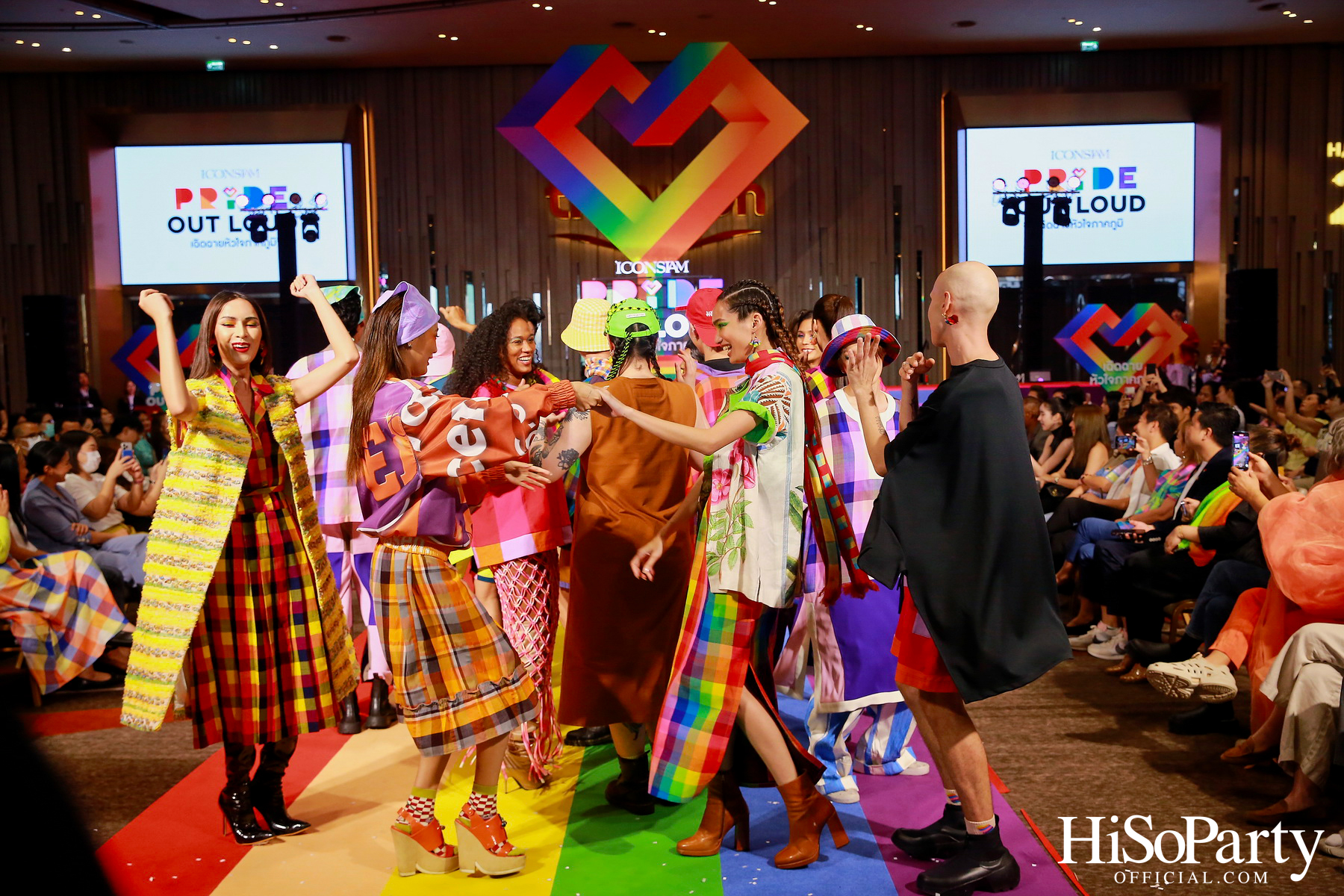 ICONSIAM Pride Out Loud เฉิดฉายหัวใจภาคภูมิ