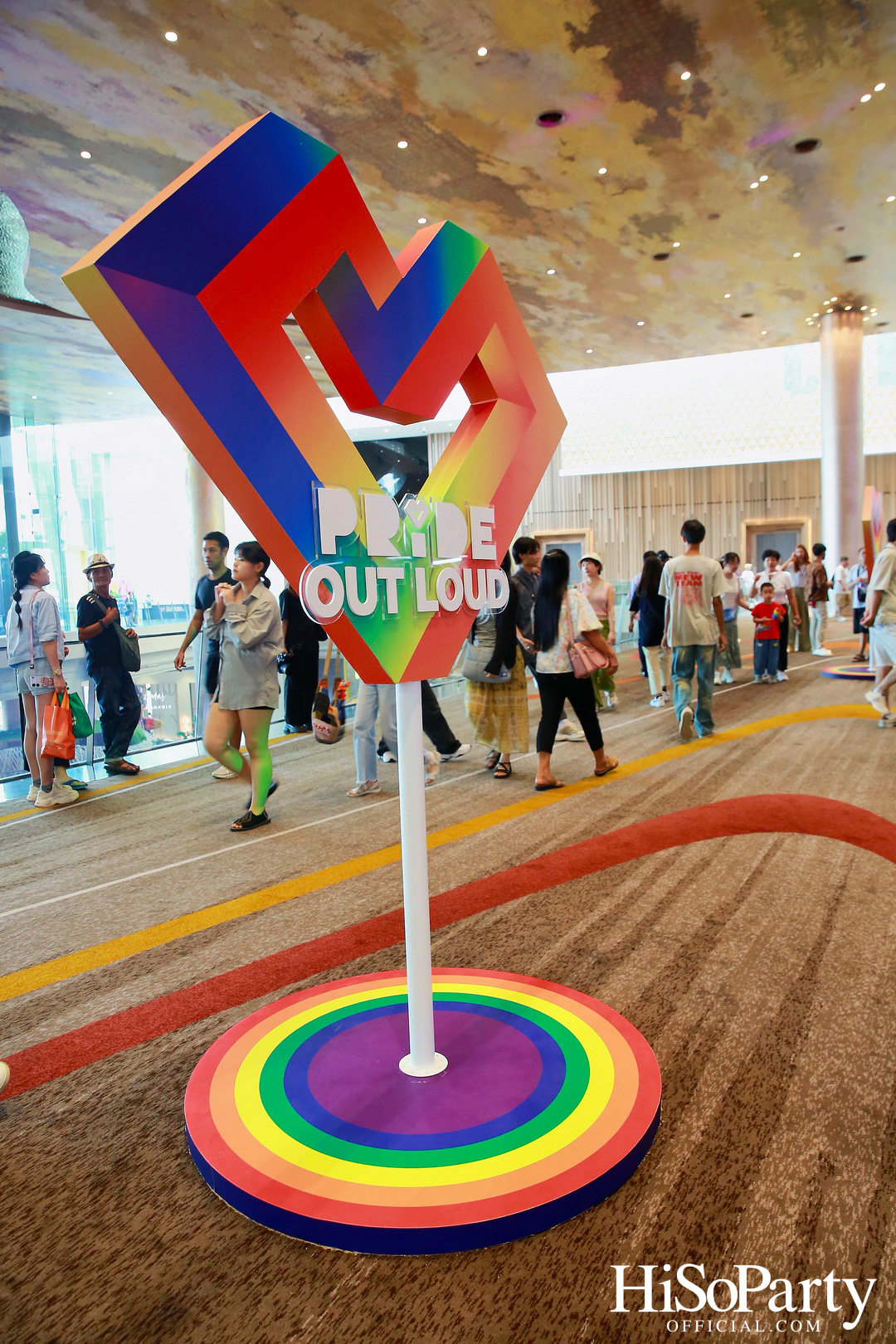 ICONSIAM Pride Out Loud เฉิดฉายหัวใจภาคภูมิ