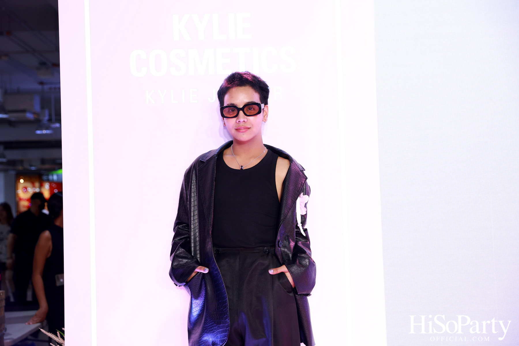 Kylie Cosmetics แลนด์ดิ้งประเทศไทยแล้วอย่างเป็นทางการ โดยวางจำหน่ายเอ็กซ์คลูซีฟที่ EVEANDBOY