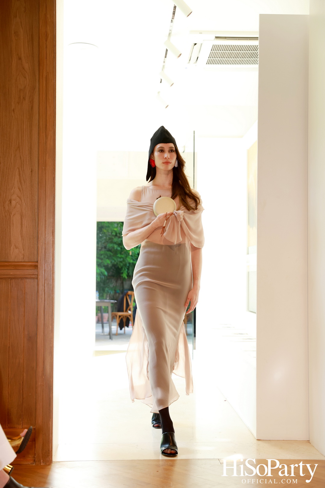 VVON SUGUNNASIL Fall/Winter 2024 Collection presented by ANALOG