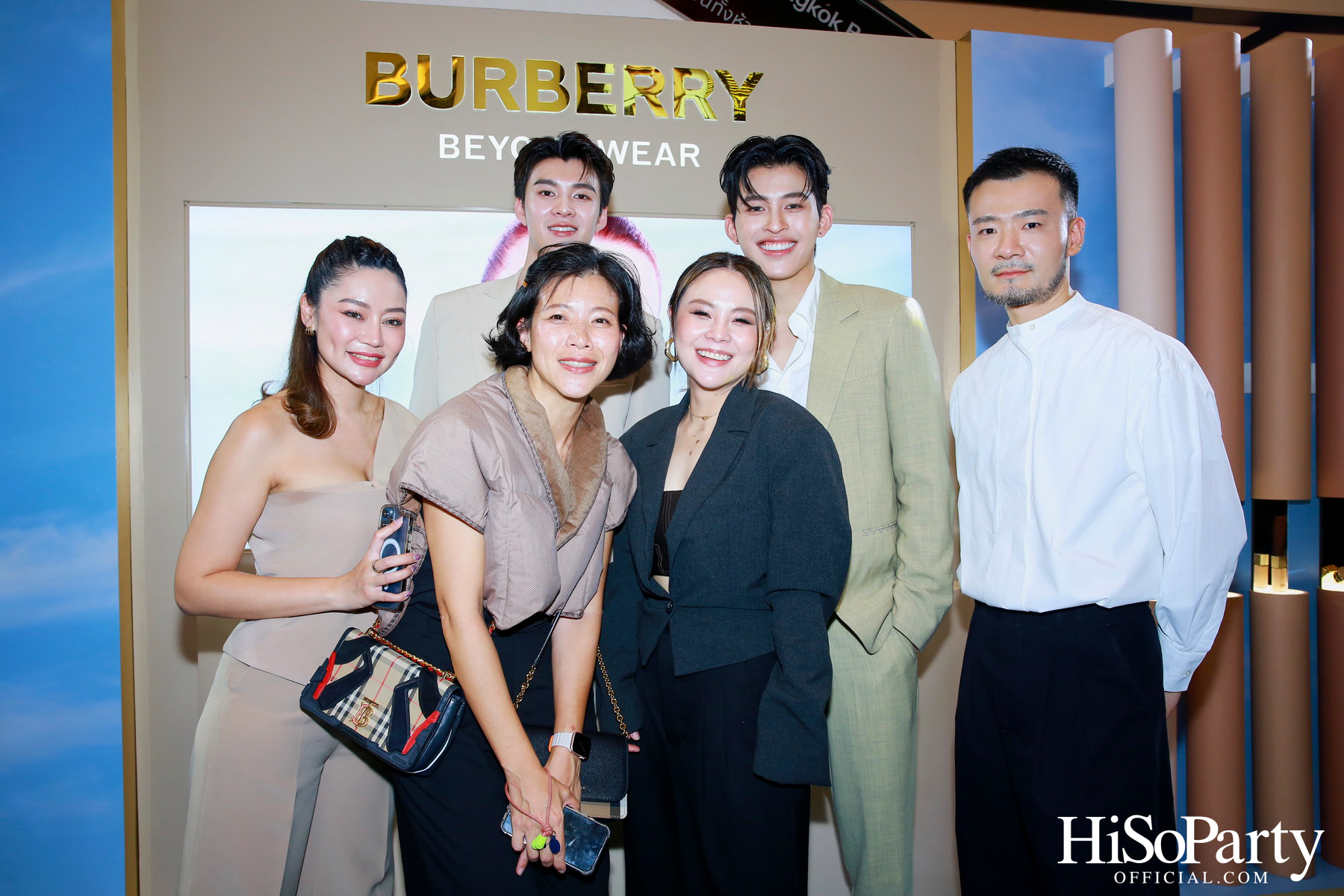 COTY THAILAND เปิดตัว BURBERRY BEAUTY POP UP ใจกลางสยามพารากอน 