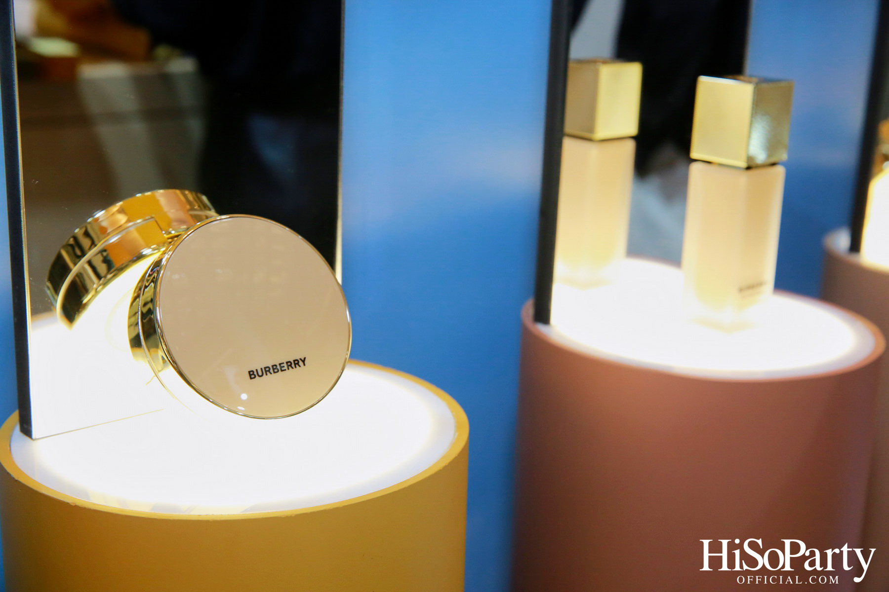 COTY THAILAND เปิดตัว BURBERRY BEAUTY POP UP ใจกลางสยามพารากอน 