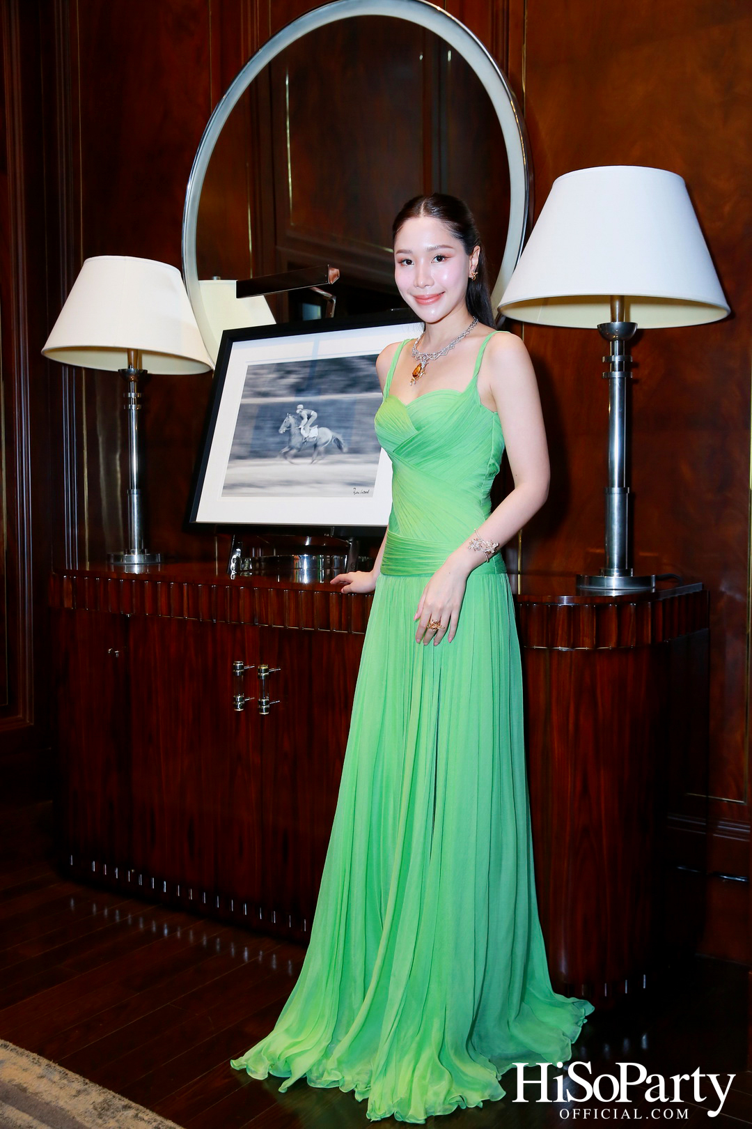 Exclusive Preview Judith Leiber New Collection & Beauty Gems ‘Bee 's Collection’