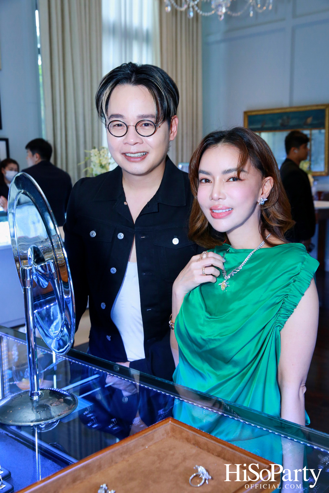 Exclusive Preview Judith Leiber New Collection & Beauty Gems ‘Bee 's Collection’