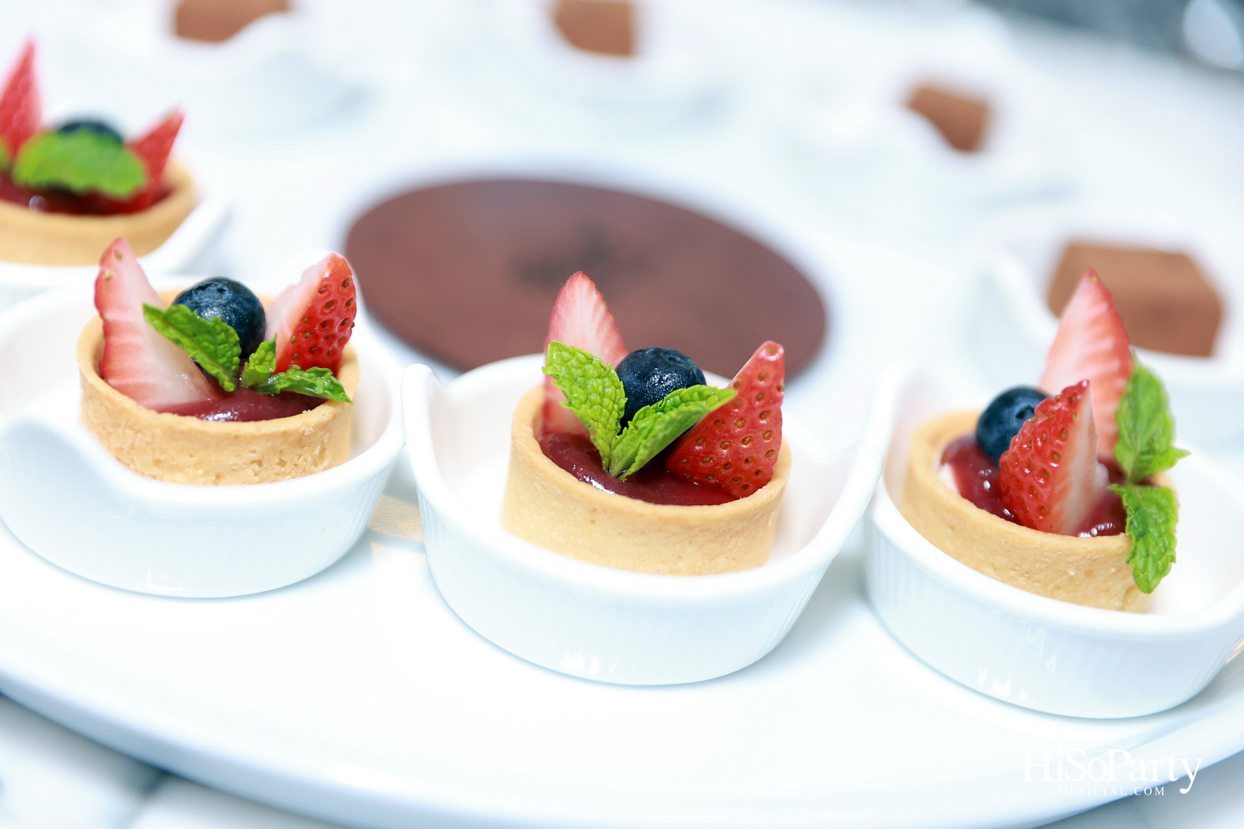 Exclusive Preview Judith Leiber New Collection & Beauty Gems ‘Bee 's Collection’