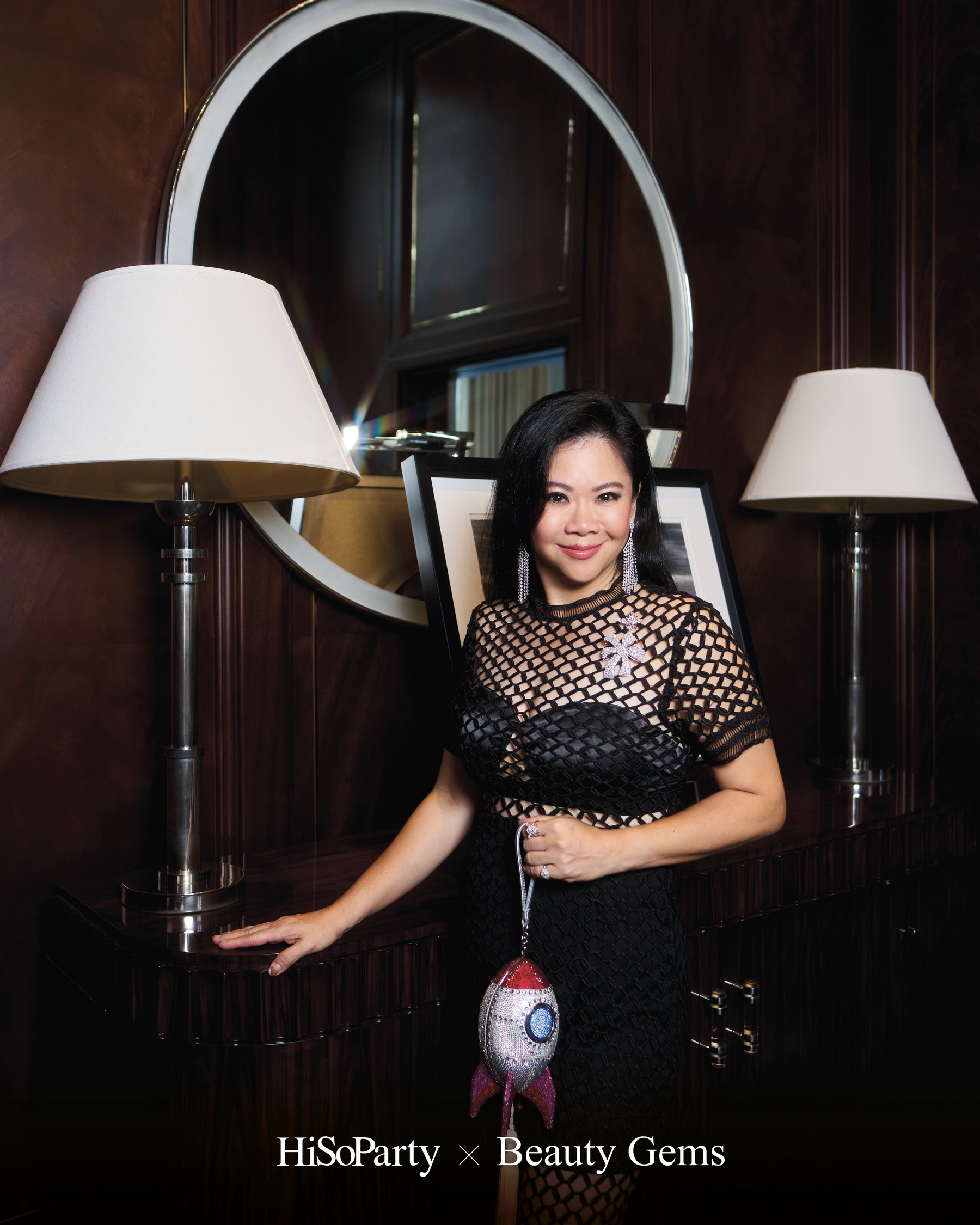 Exclusive Preview Judith Leiber New Collection & Beauty Gems ‘Bee 's Collection’