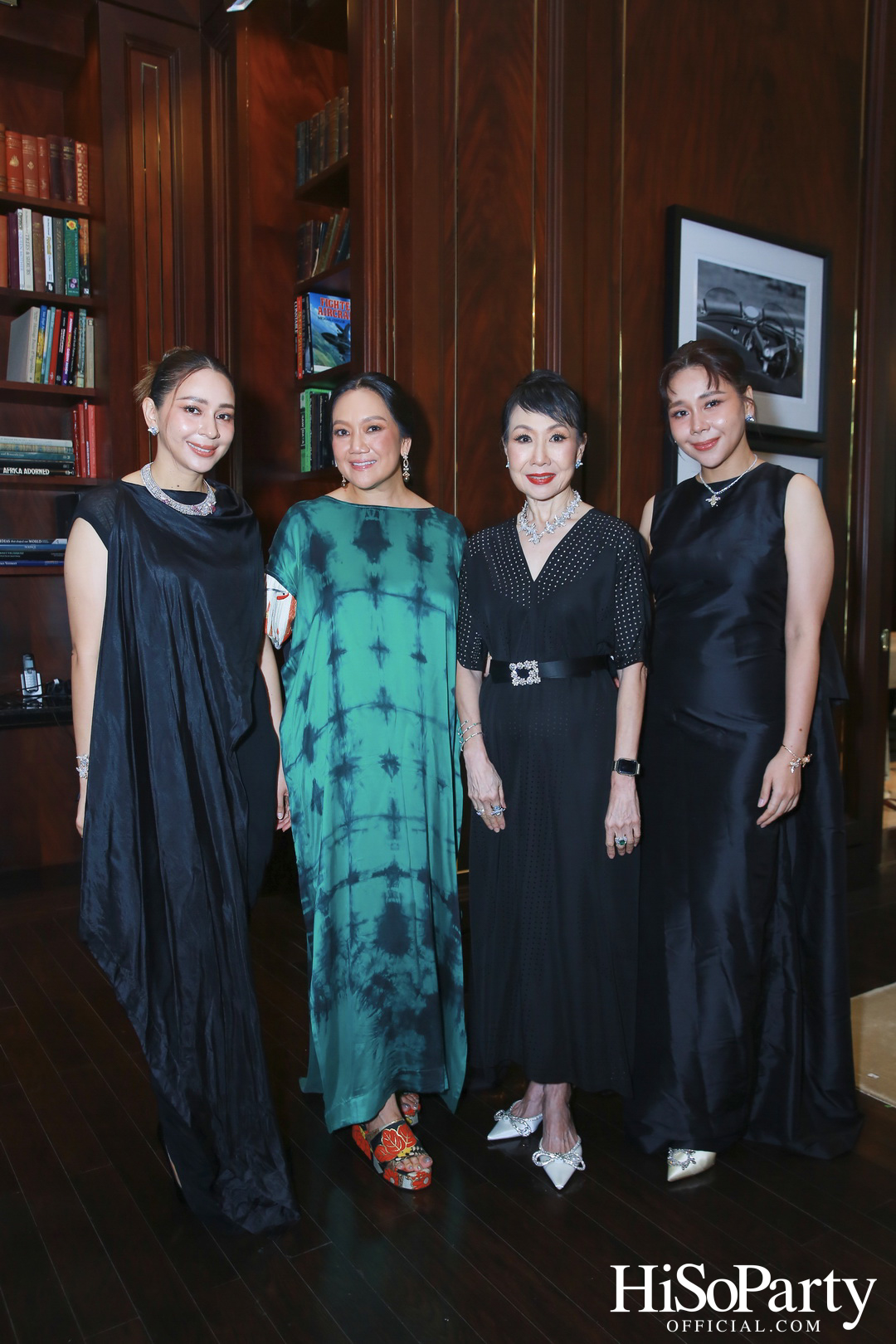 Exclusive Preview Judith Leiber New Collection & Beauty Gems ‘Bee 's Collection’