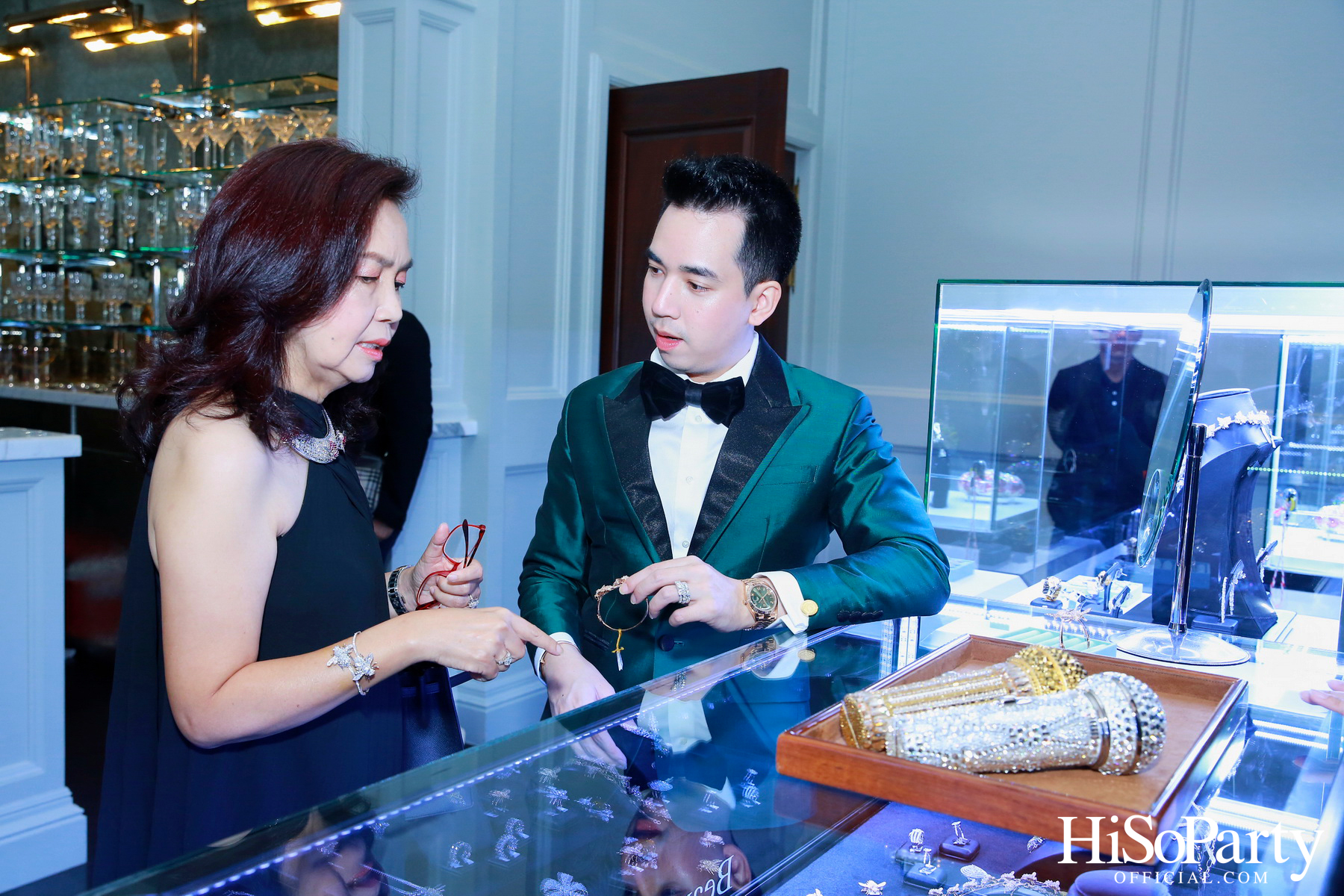 Exclusive Preview Judith Leiber New Collection & Beauty Gems ‘Bee 's Collection’