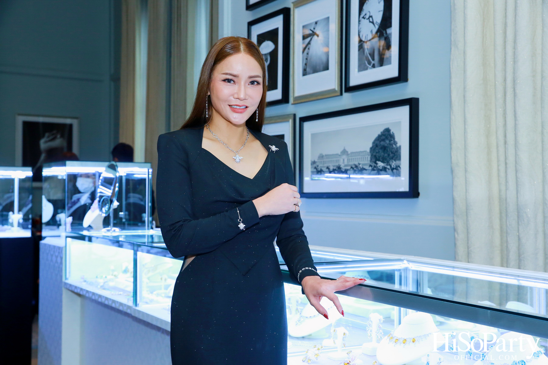 Exclusive Preview Judith Leiber New Collection & Beauty Gems ‘Bee 's Collection’