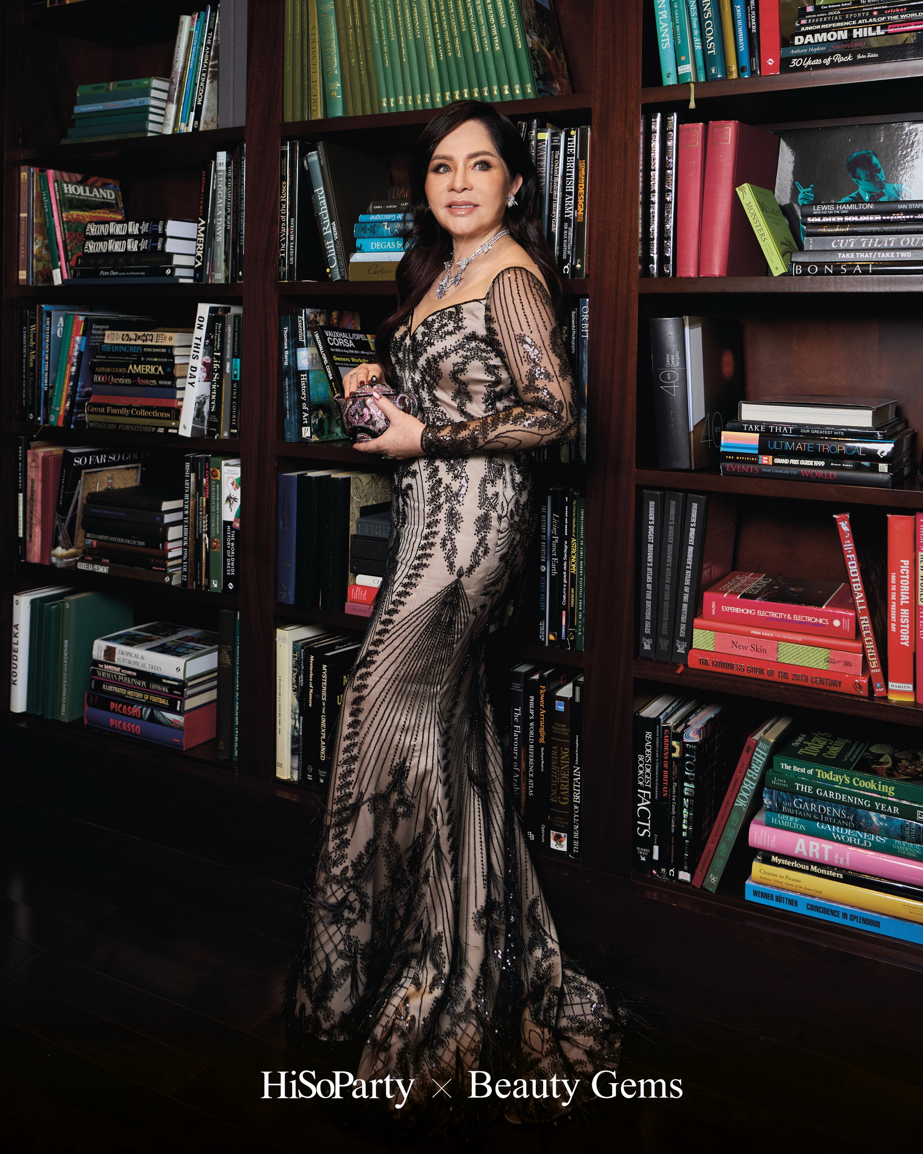 Exclusive Preview Judith Leiber New Collection & Beauty Gems ‘Bee 's Collection’