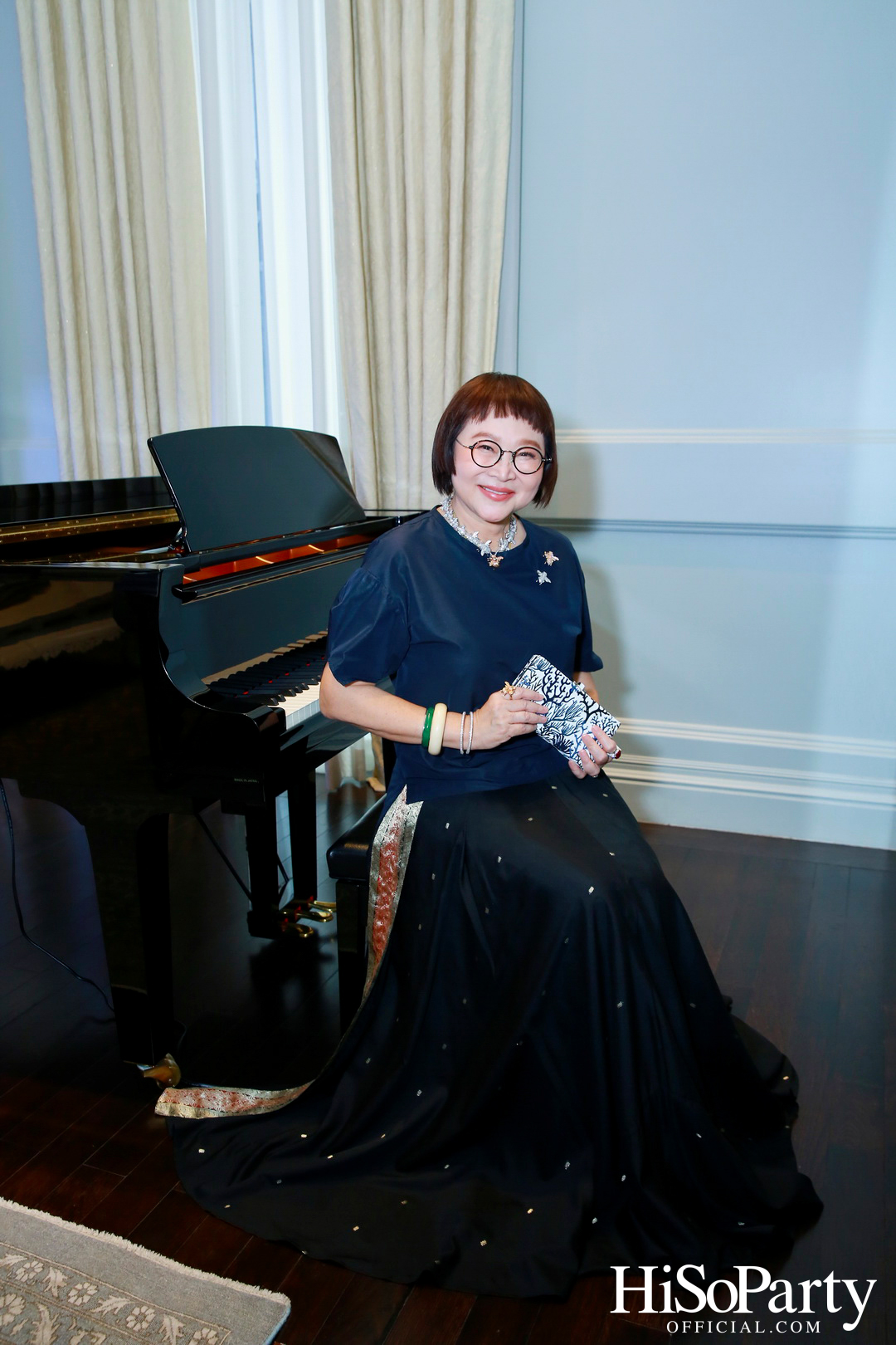 Exclusive Preview Judith Leiber New Collection & Beauty Gems ‘Bee 's Collection’