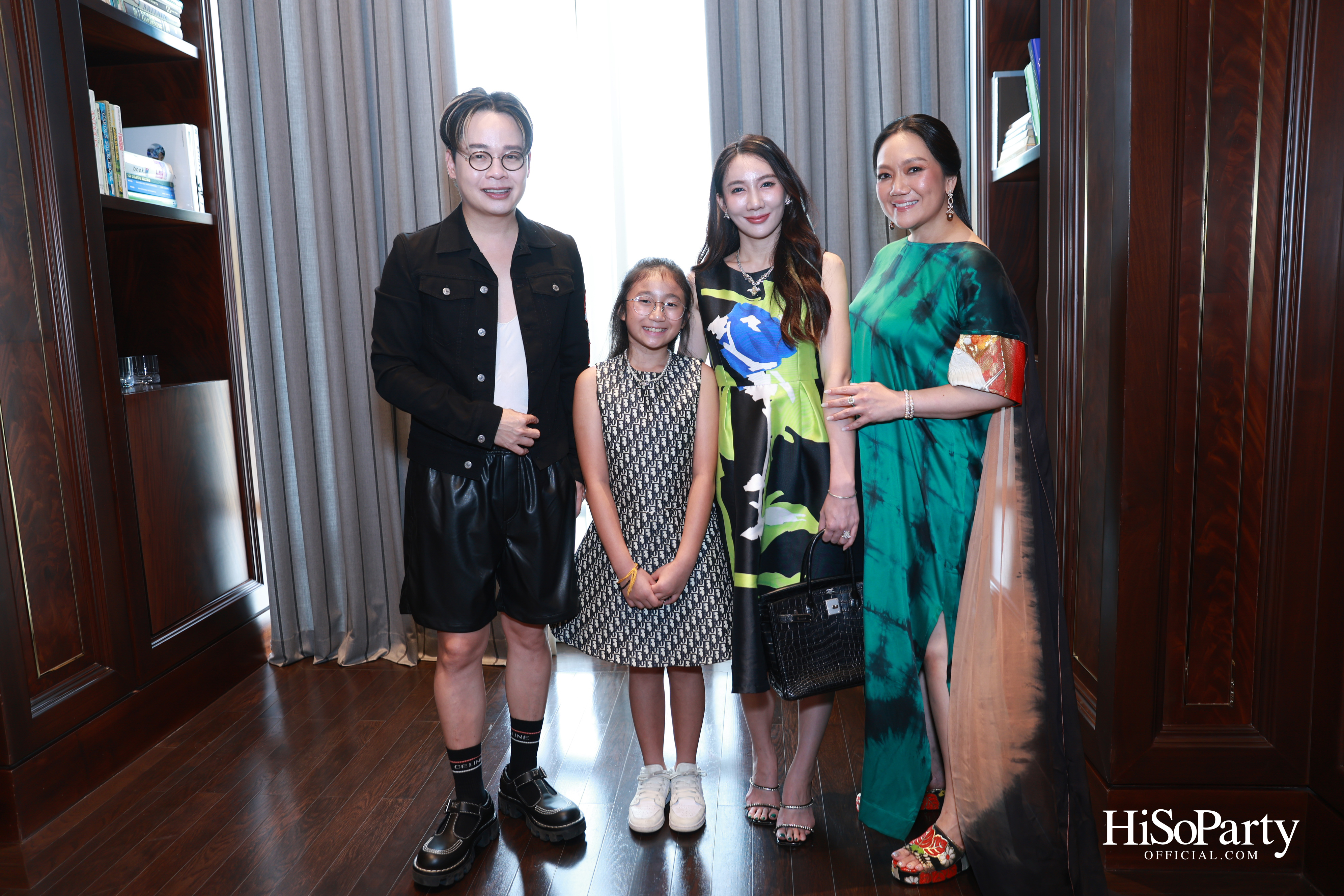 Exclusive Preview Judith Leiber New Collection & Beauty Gems ‘Bee 's Collection’