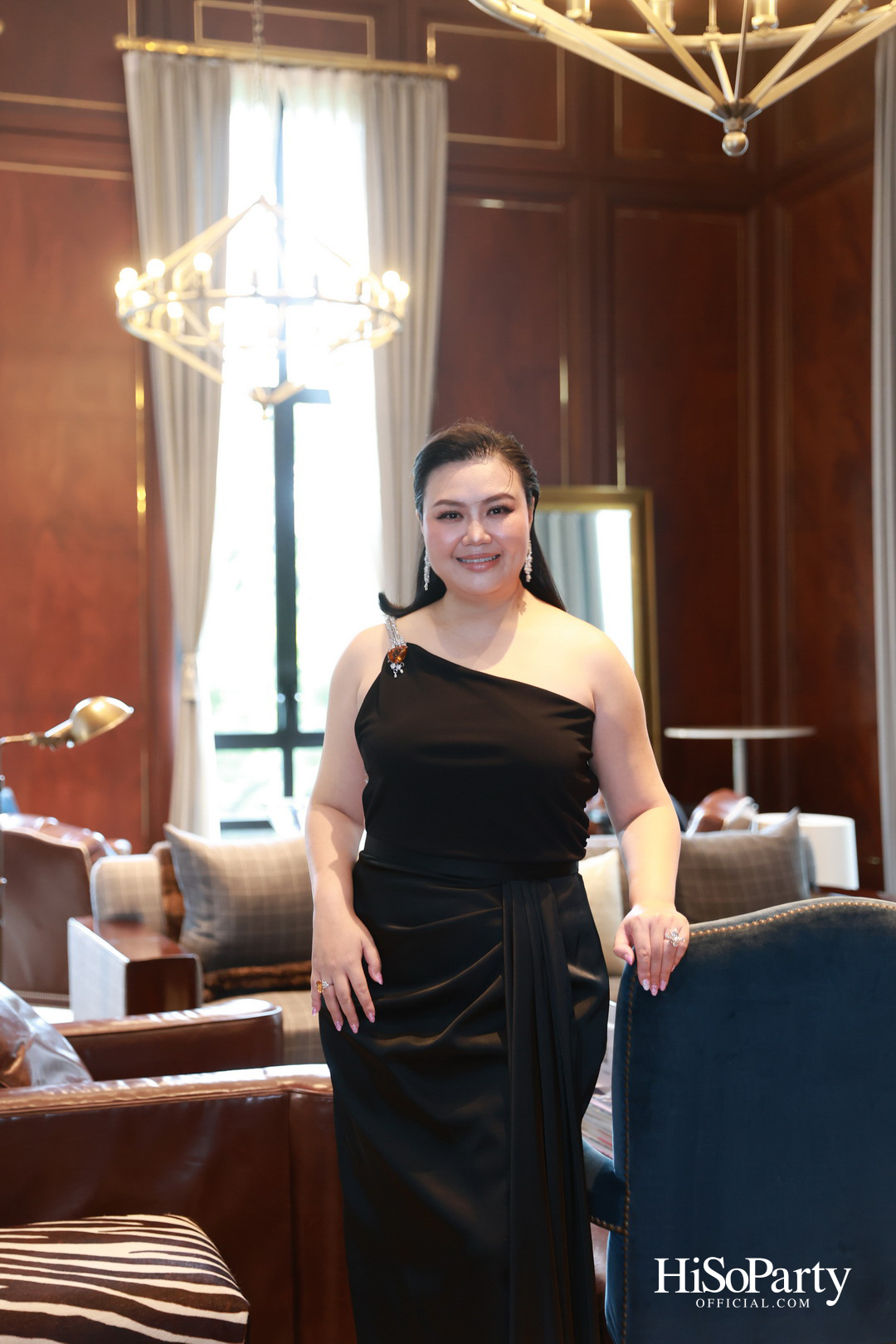 Exclusive Preview Judith Leiber New Collection & Beauty Gems ‘Bee 's Collection’