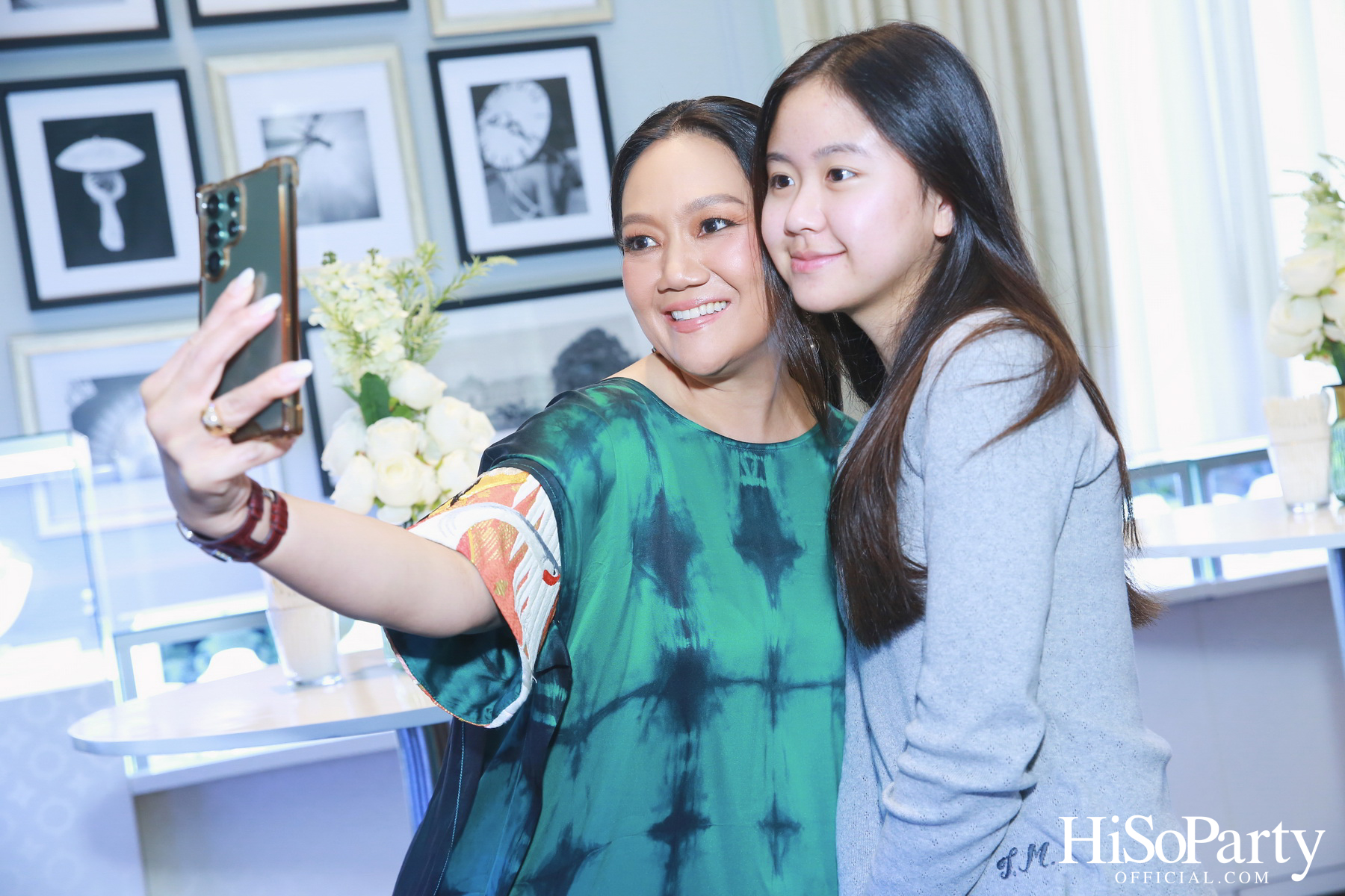 Exclusive Preview Judith Leiber New Collection & Beauty Gems ‘Bee 's Collection’