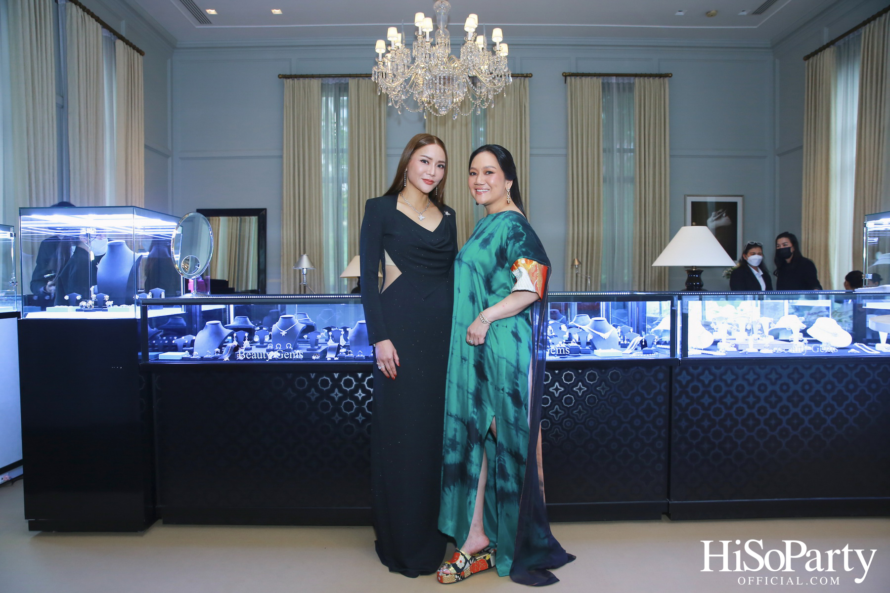 Exclusive Preview Judith Leiber New Collection & Beauty Gems ‘Bee 's Collection’