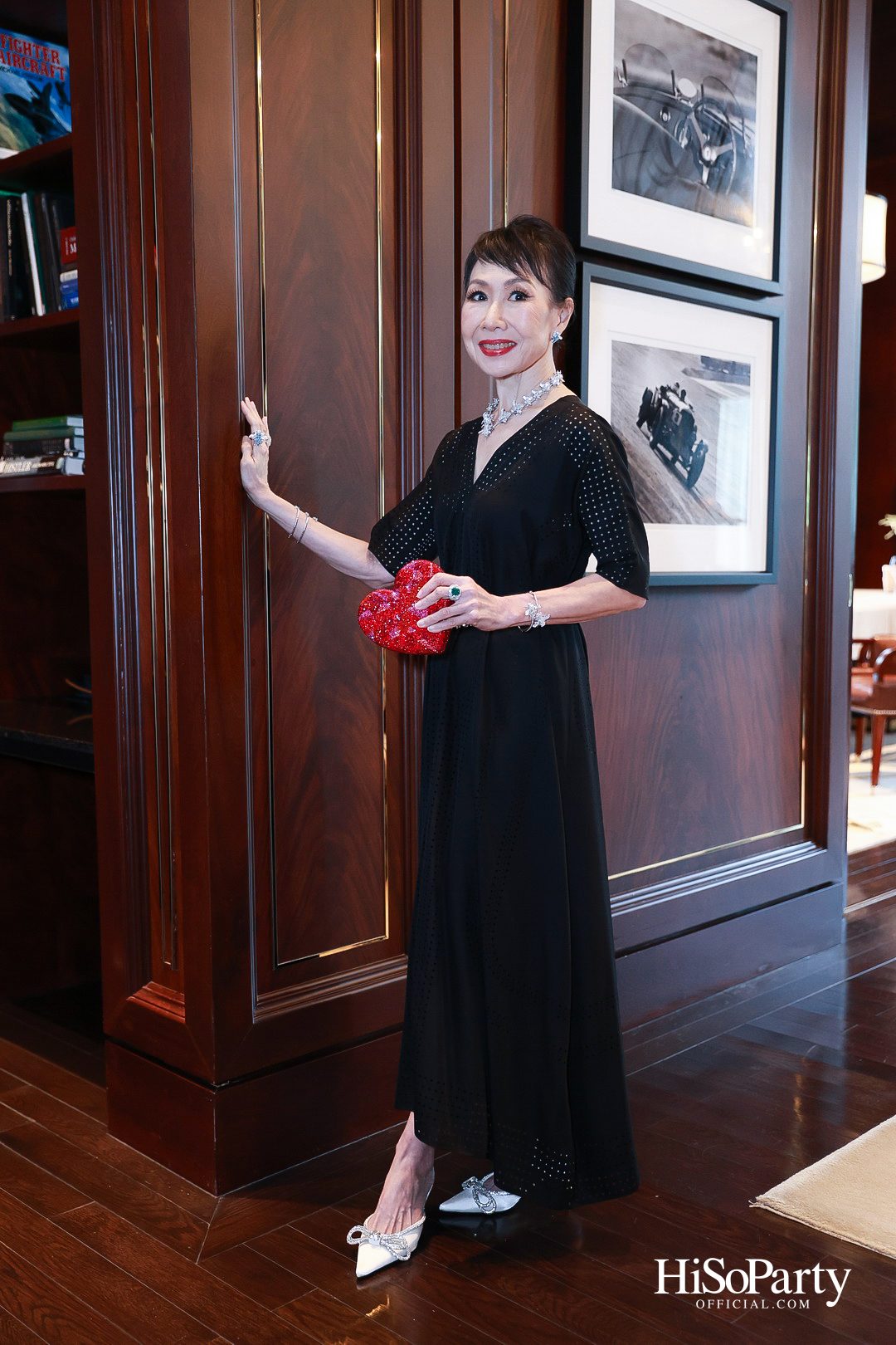 Exclusive Preview Judith Leiber New Collection & Beauty Gems ‘Bee 's Collection’