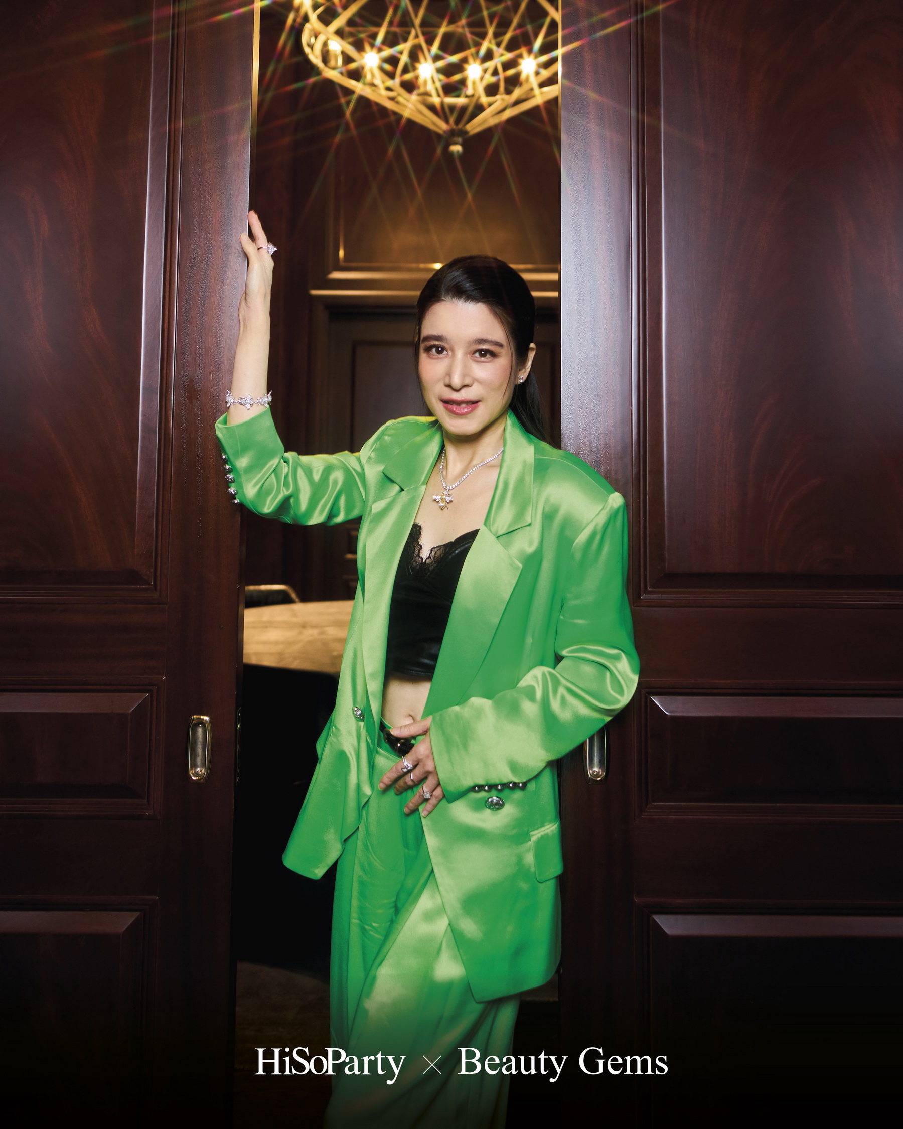 Exclusive Preview Judith Leiber New Collection & Beauty Gems ‘Bee 's Collection’