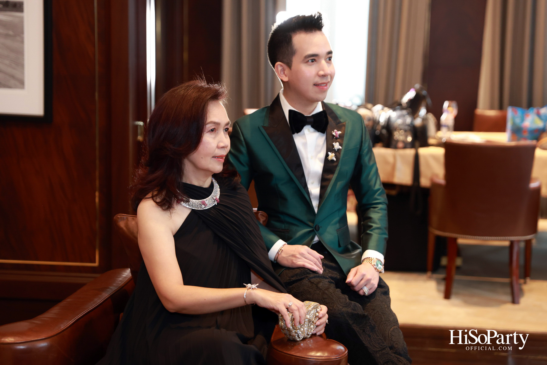 Exclusive Preview Judith Leiber New Collection & Beauty Gems ‘Bee 's Collection’