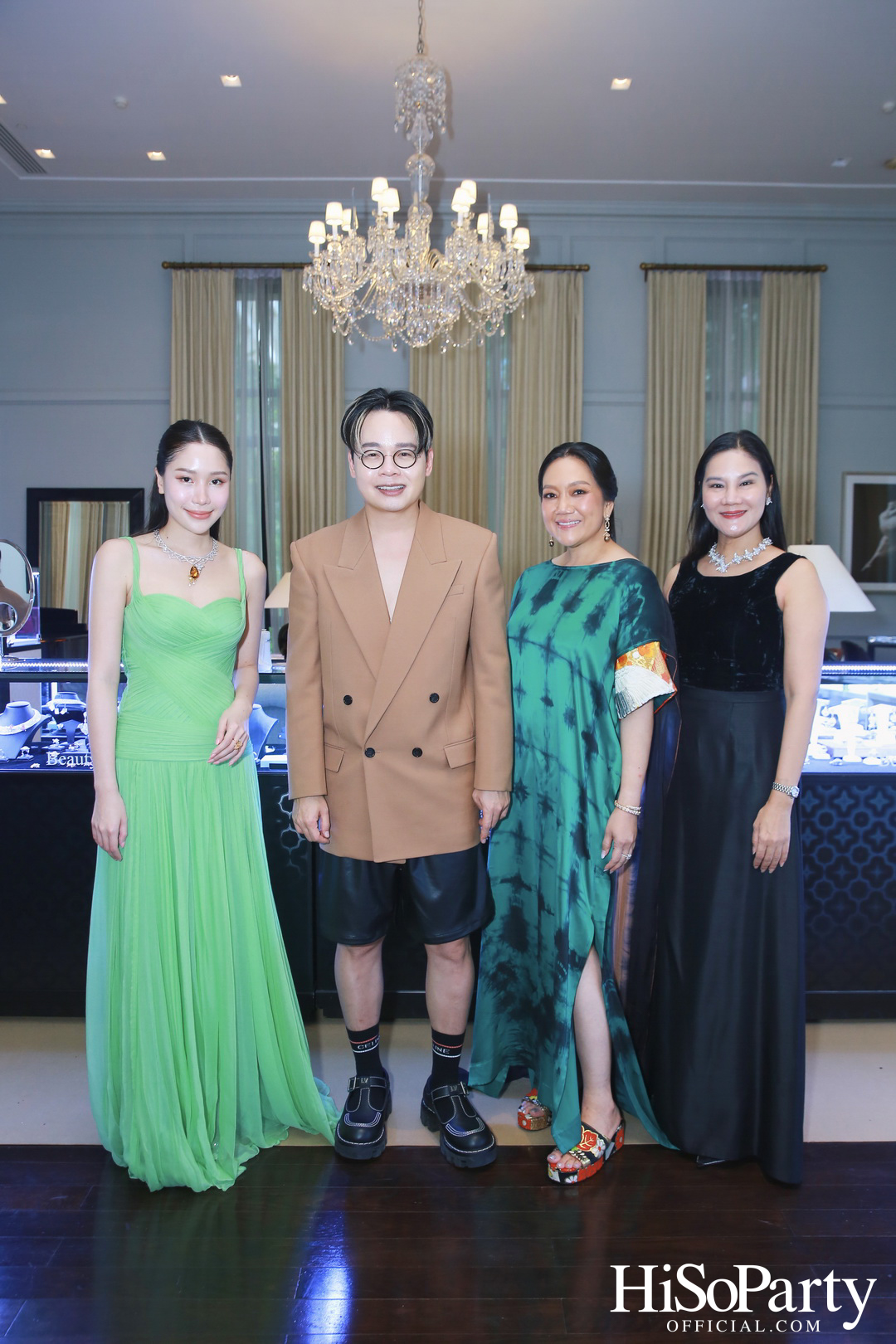 Exclusive Preview Judith Leiber New Collection & Beauty Gems ‘Bee 's Collection’