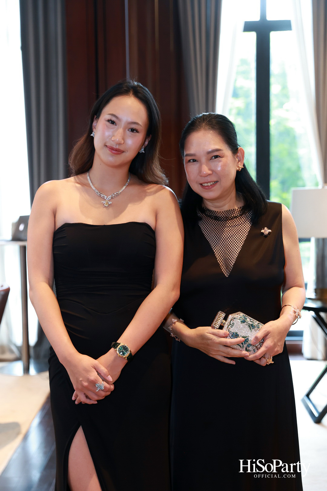 Exclusive Preview Judith Leiber New Collection & Beauty Gems ‘Bee 's Collection’