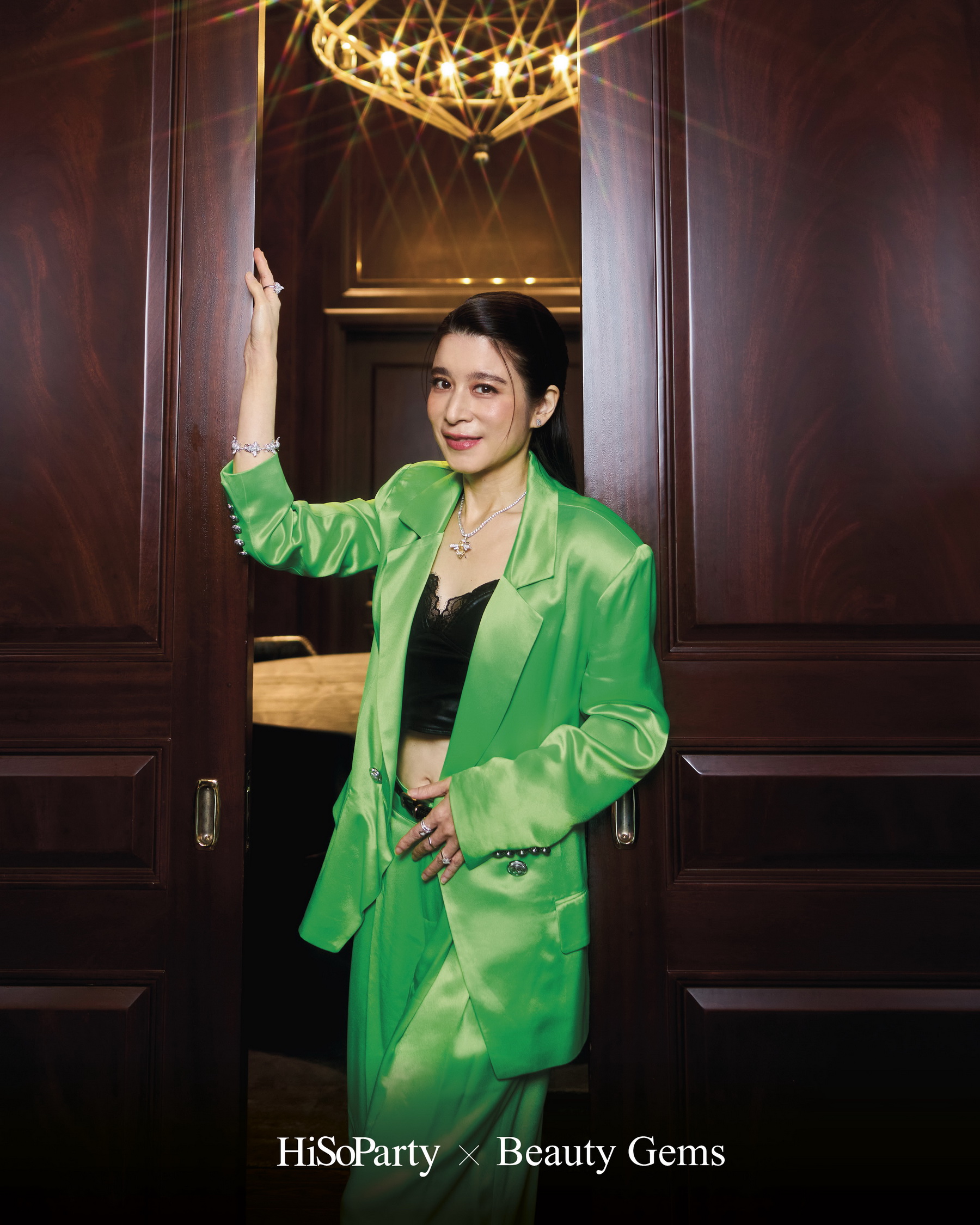 Exclusive Preview Judith Leiber New Collection & Beauty Gems ‘Bee 's Collection’