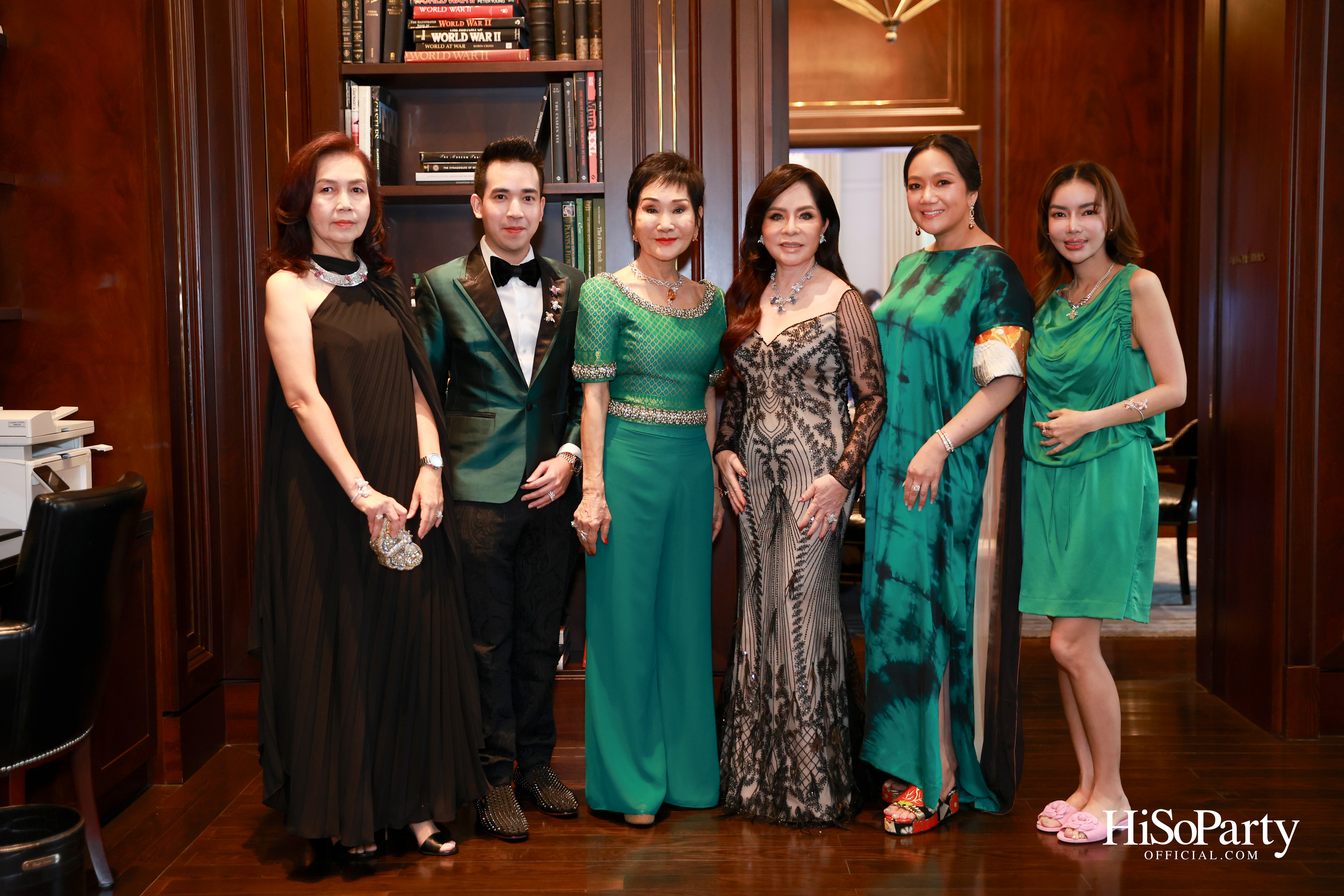 Exclusive Preview Judith Leiber New Collection & Beauty Gems ‘Bee 's Collection’