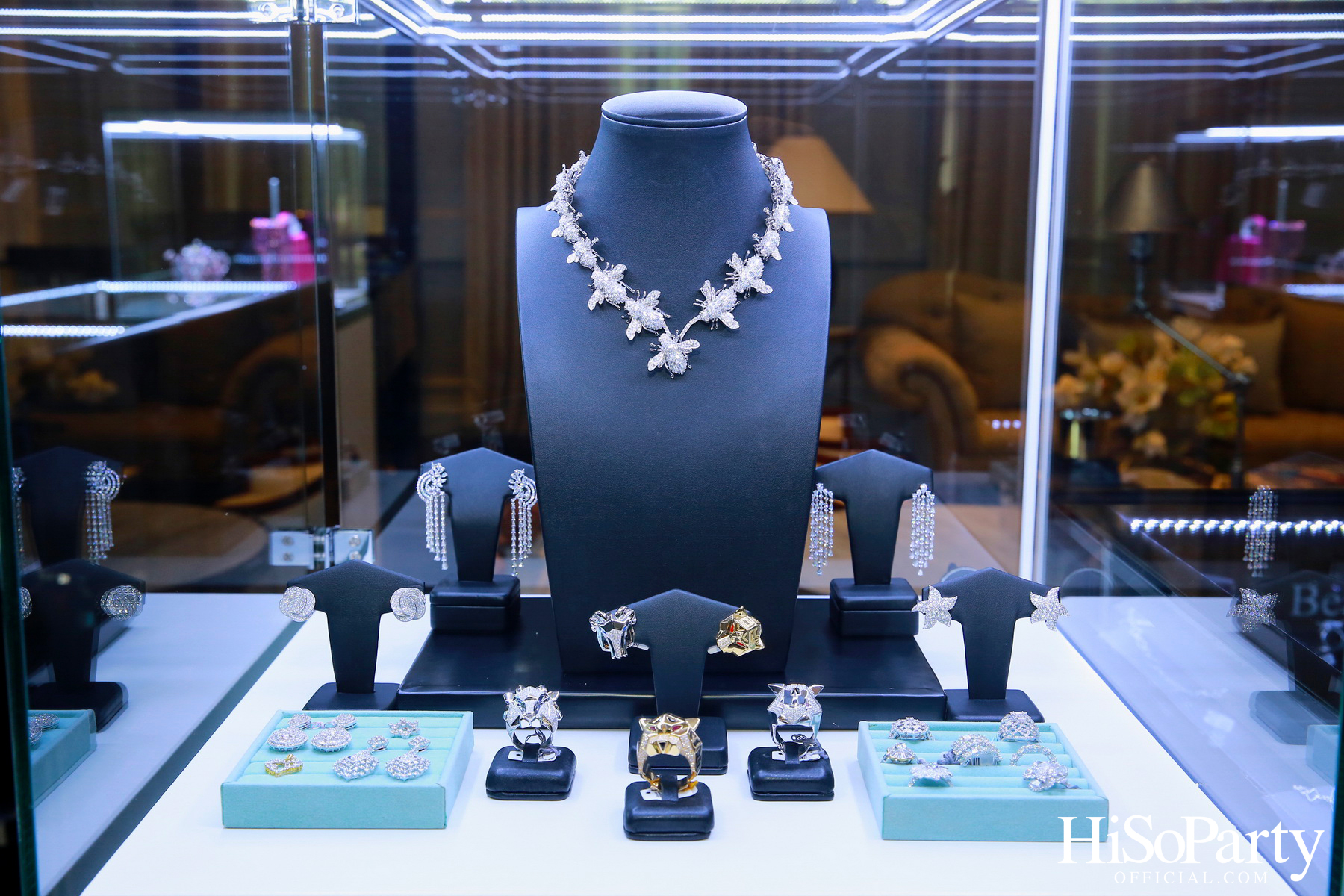 Exclusive Preview Judith Leiber New Collection & Beauty Gems ‘Bee 's Collection’