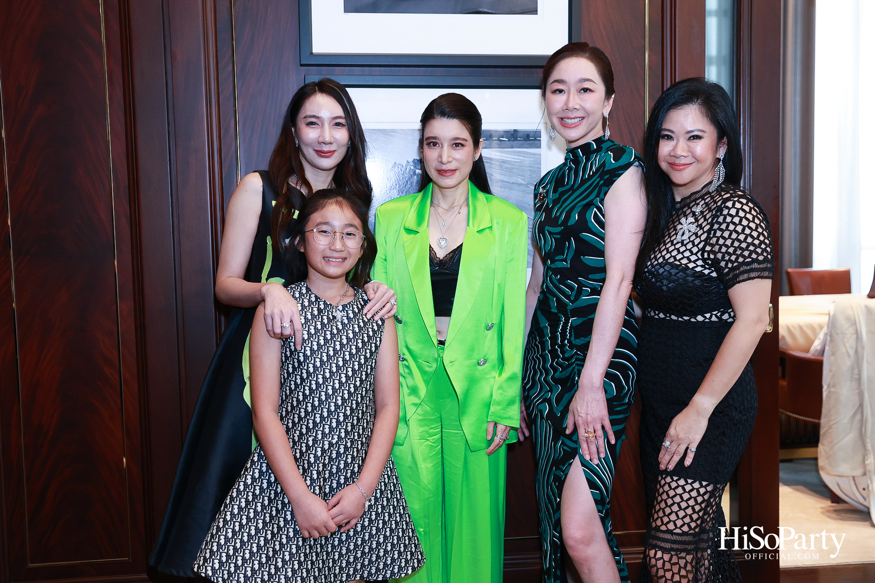 Exclusive Preview Judith Leiber New Collection & Beauty Gems ‘Bee 's Collection’