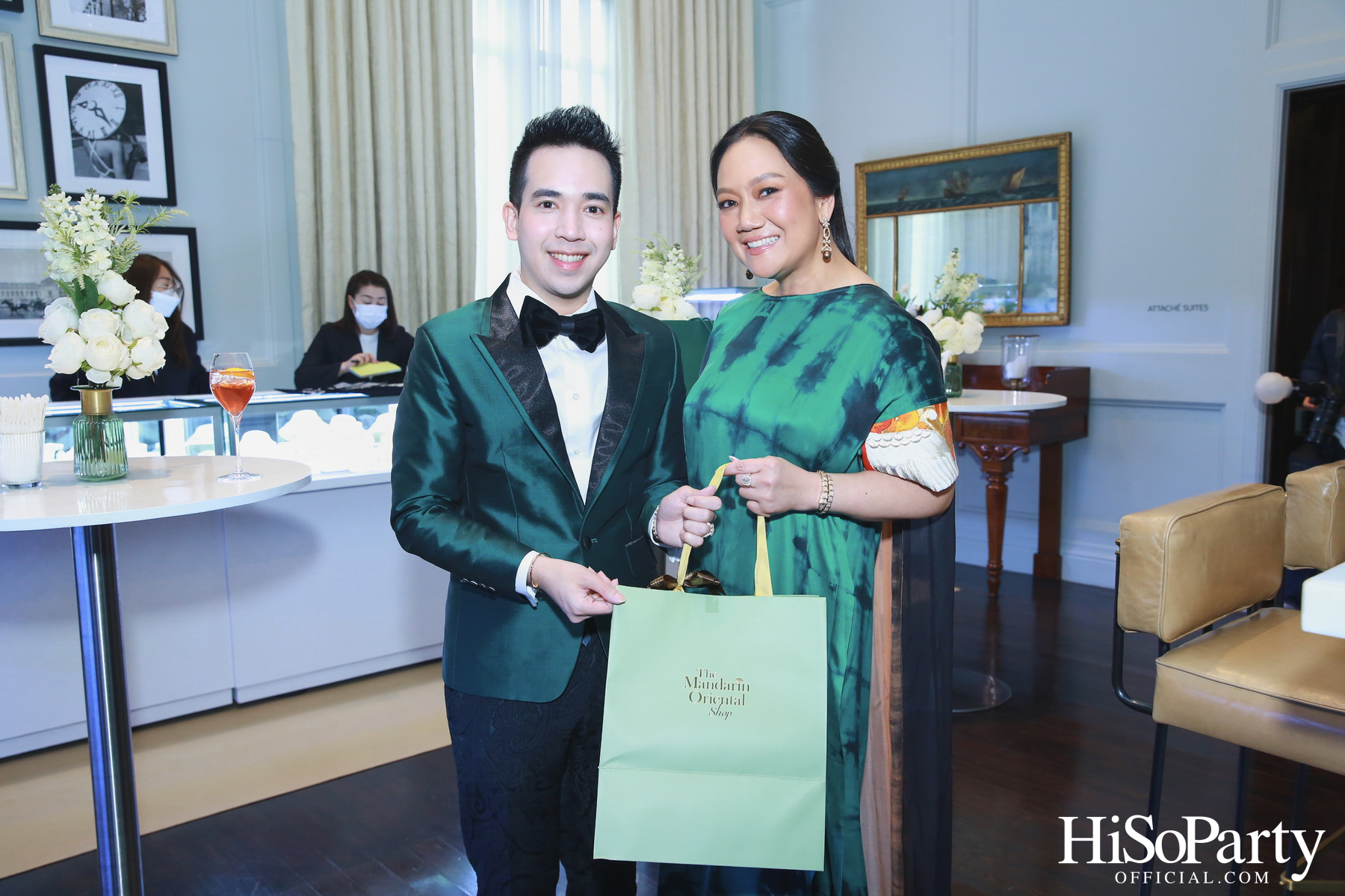 Exclusive Preview Judith Leiber New Collection & Beauty Gems ‘Bee 's Collection’