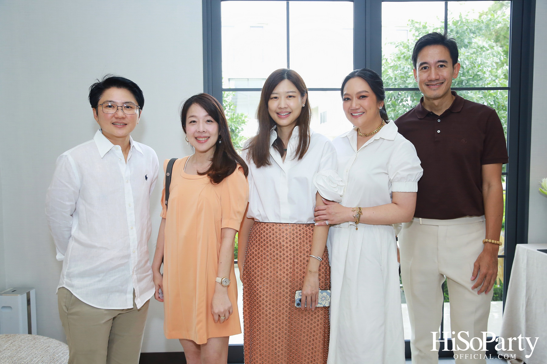 HiSoParty Magazine X AERIE