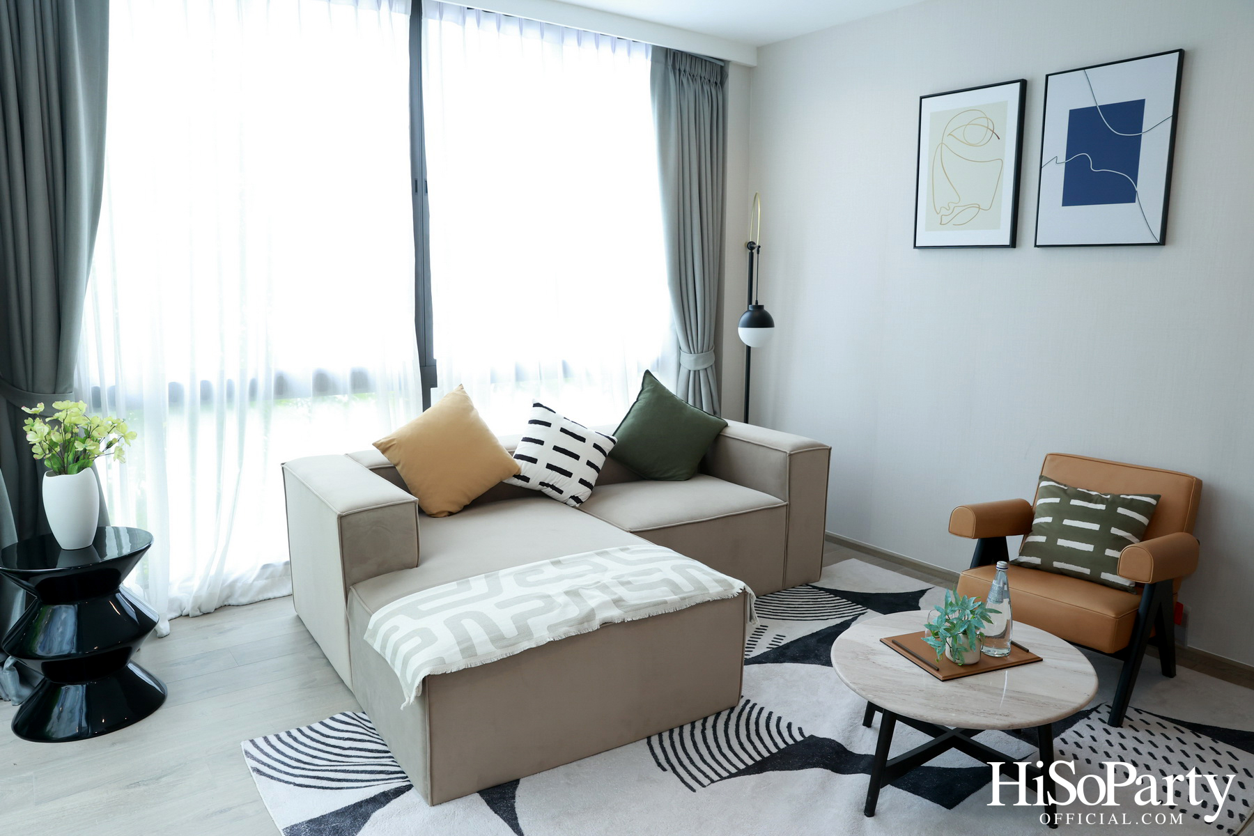 HiSoParty Magazine X AERIE