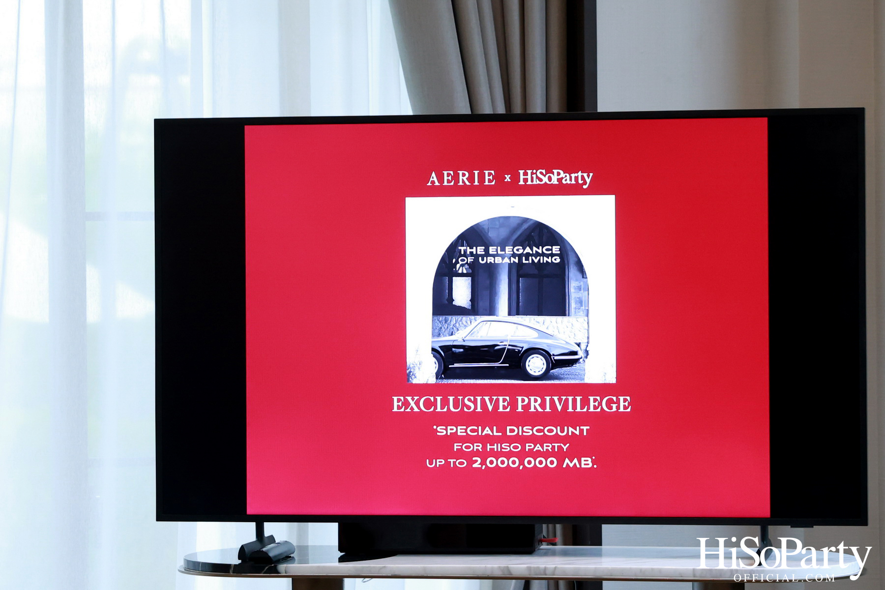 HiSoParty Magazine X AERIE