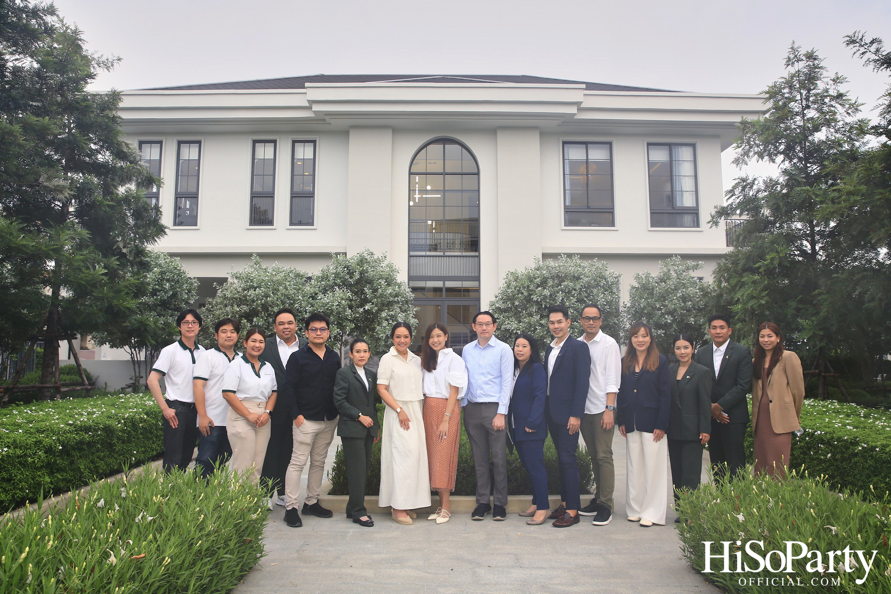 HiSoParty Magazine X AERIE