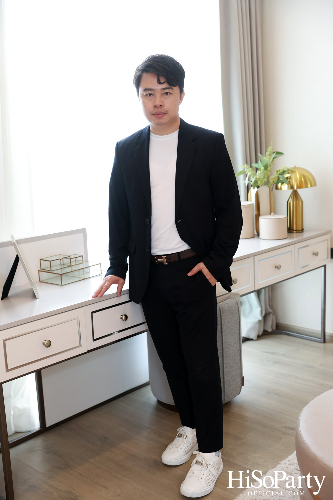 HiSoParty Magazine X AERIE