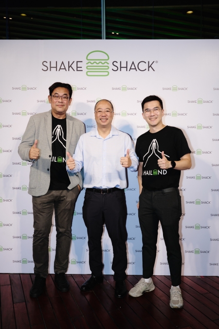 Shake Shack เปิดสาขา 3 ที่เมกาบางนา อย่างเป็นทางการ 