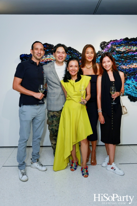 MISFIT solo exhibition by Ploenchan Vinyaratn at Four Seasons Art Space by MOCA 