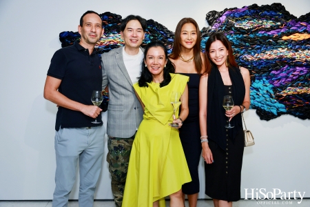 MISFIT solo exhibition by Ploenchan Vinyaratn at Four Seasons Art Space by MOCA 