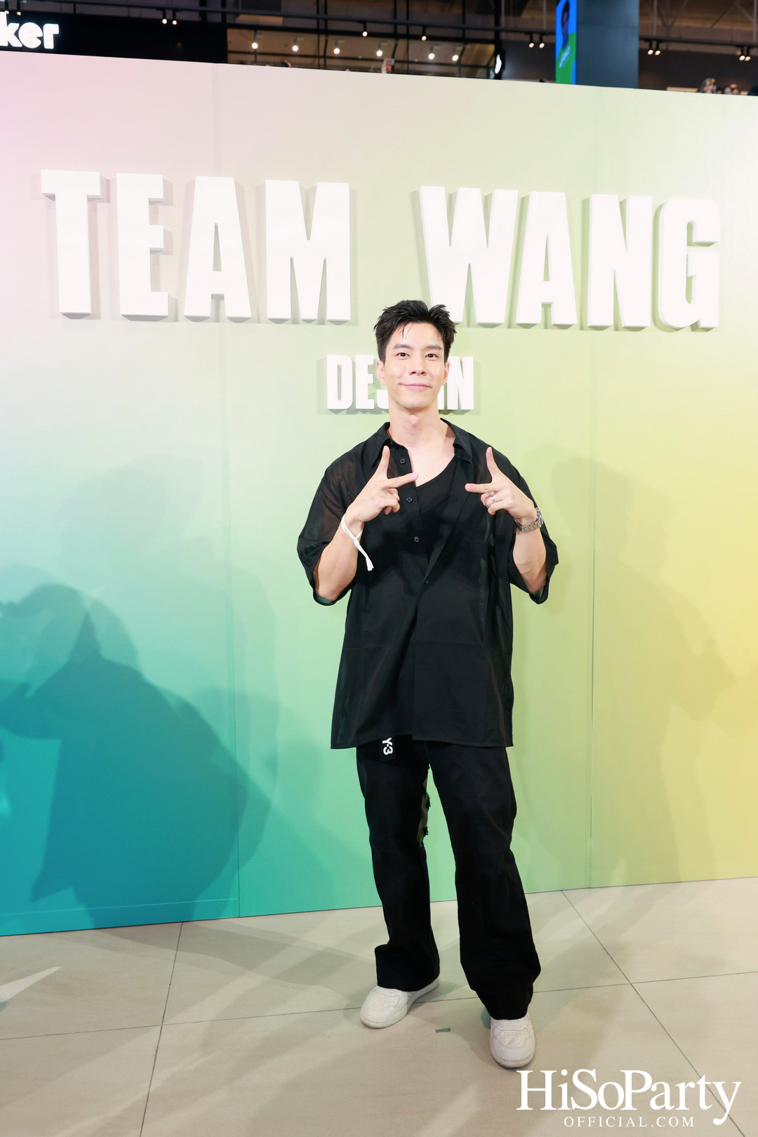 TEAM WANG design จัดงานเปิด Pop-up ของคอลเลกชั่นล่าสุด Sparkles - I SEE THE LIGHTS