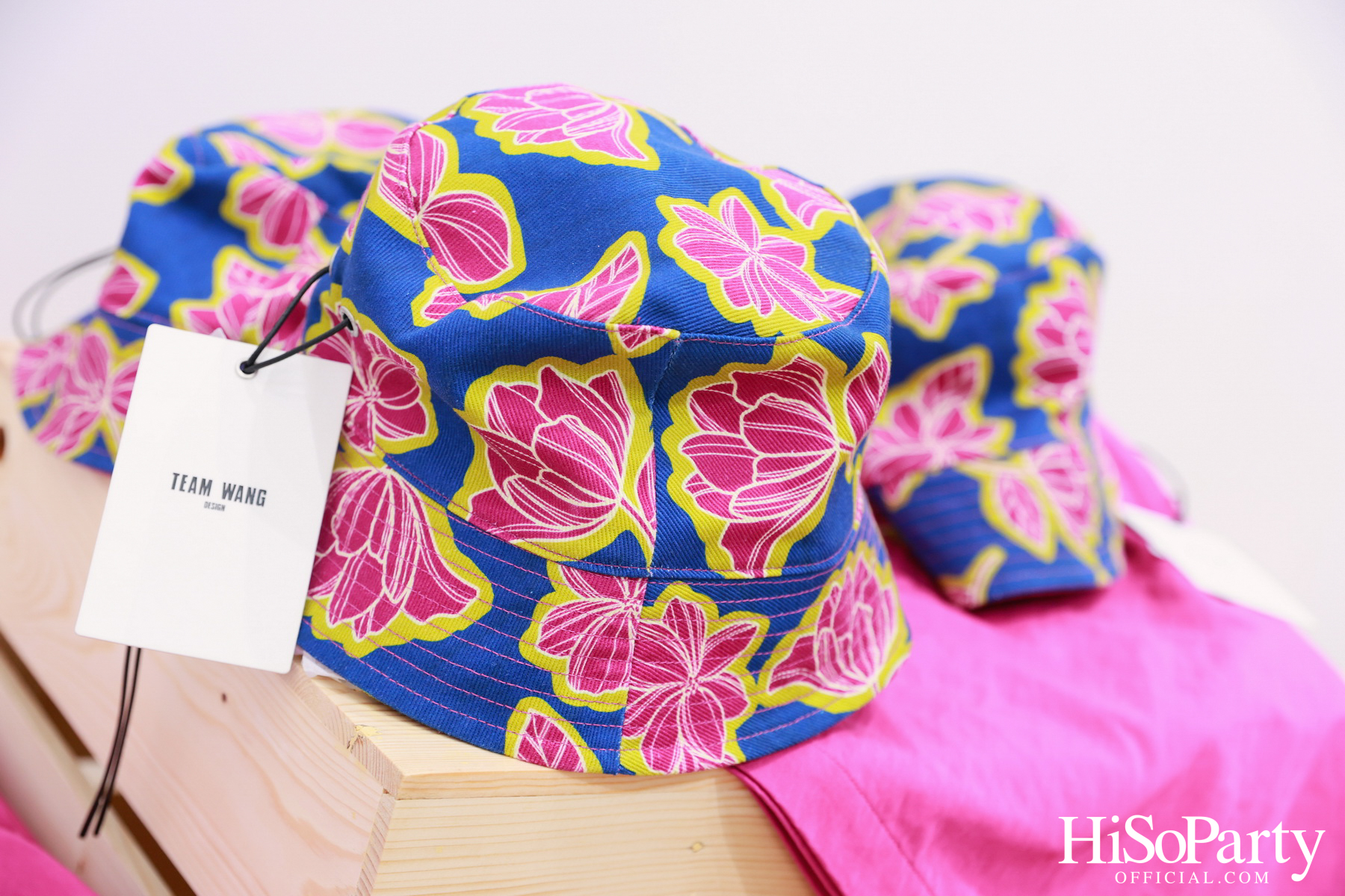 TEAM WANG design จัดงานเปิด Pop-up ของคอลเลกชั่นล่าสุด Sparkles - I SEE THE LIGHTS