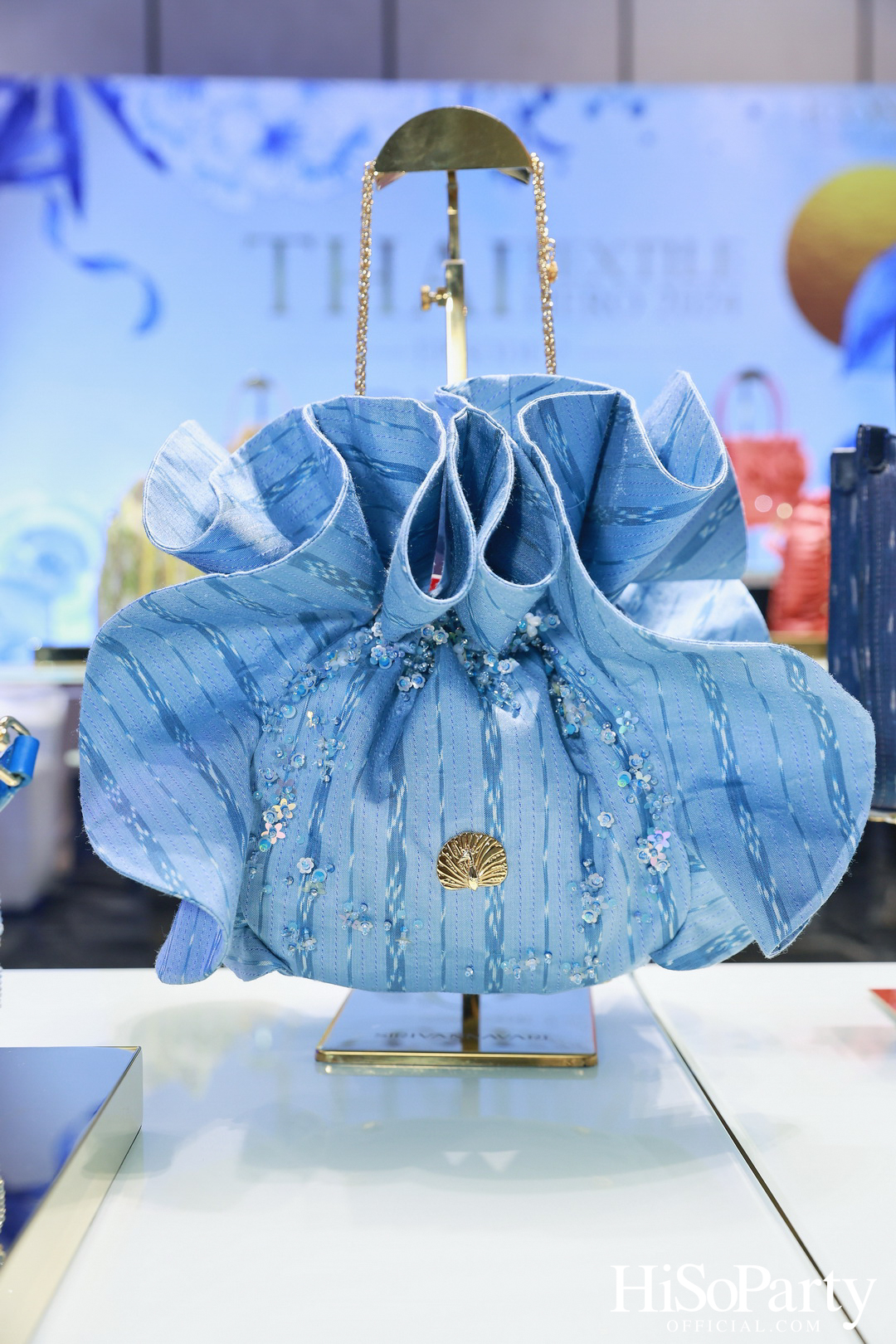 ICONCRAFT ร่วมกับ แบรนด์ SIRIVANNAVARI จัดงาน ‘ICONCRAFT Thai Textile Hero 2024’