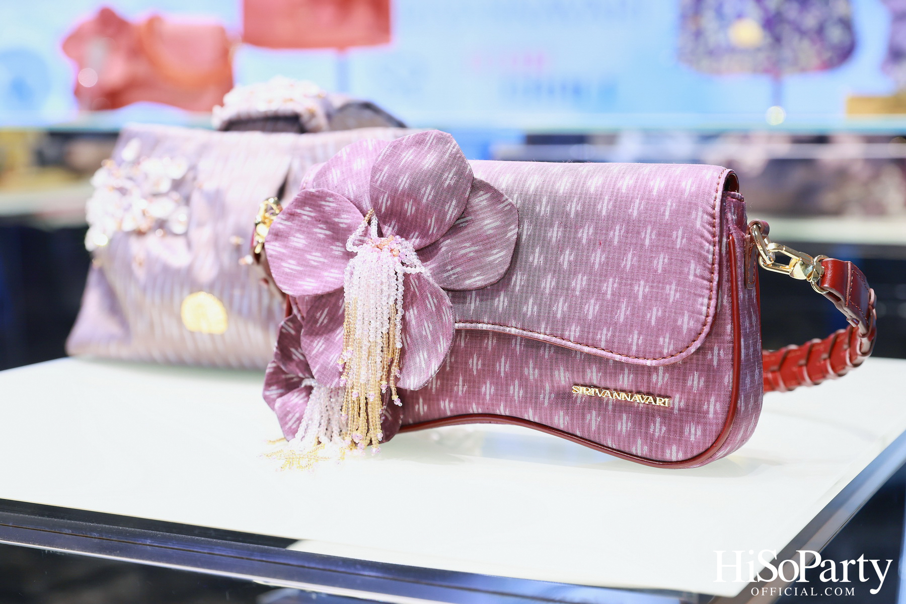 ICONCRAFT ร่วมกับ แบรนด์ SIRIVANNAVARI จัดงาน ‘ICONCRAFT Thai Textile Hero 2024’