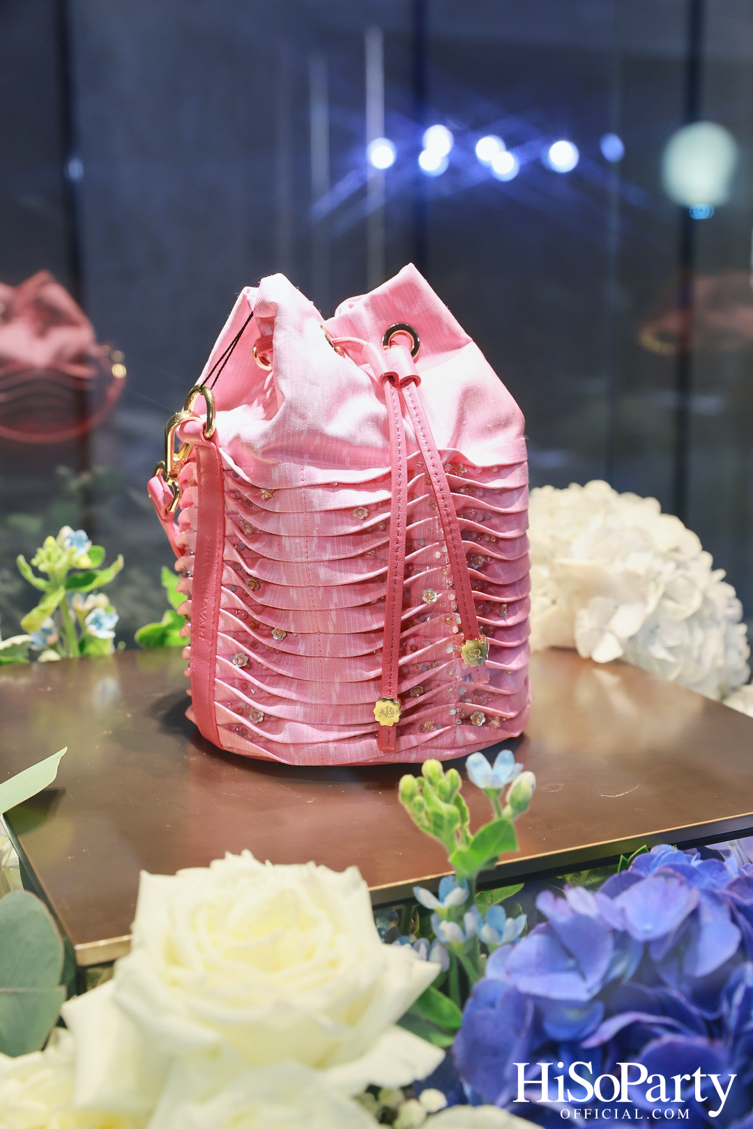 ICONCRAFT ร่วมกับ แบรนด์ SIRIVANNAVARI จัดงาน ‘ICONCRAFT Thai Textile Hero 2024’