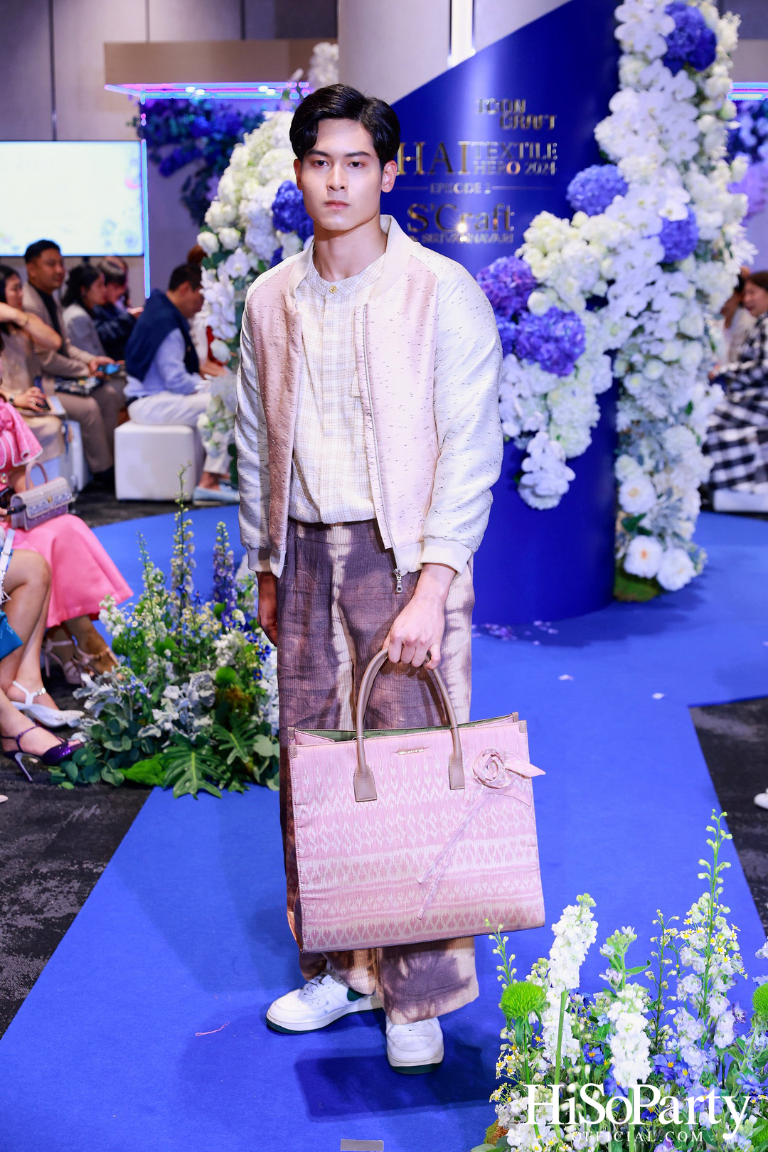 ICONCRAFT ร่วมกับ แบรนด์ SIRIVANNAVARI จัดงาน ‘ICONCRAFT Thai Textile Hero 2024’