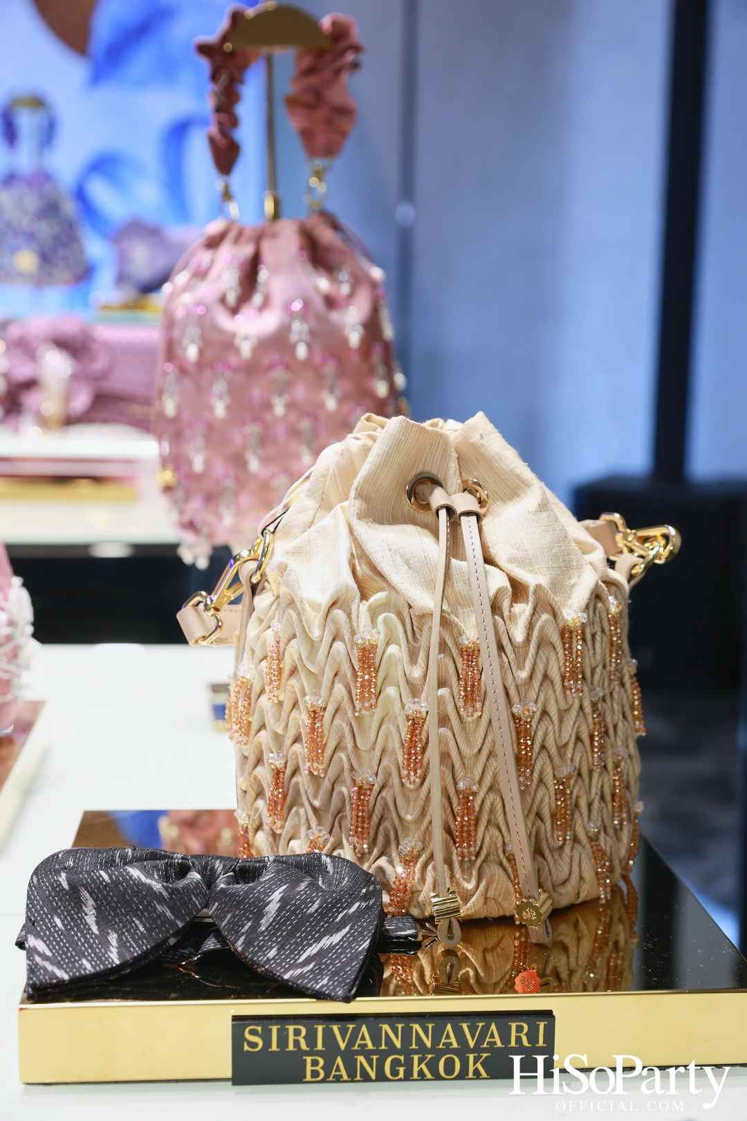 ICONCRAFT ร่วมกับ แบรนด์ SIRIVANNAVARI จัดงาน ‘ICONCRAFT Thai Textile Hero 2024’