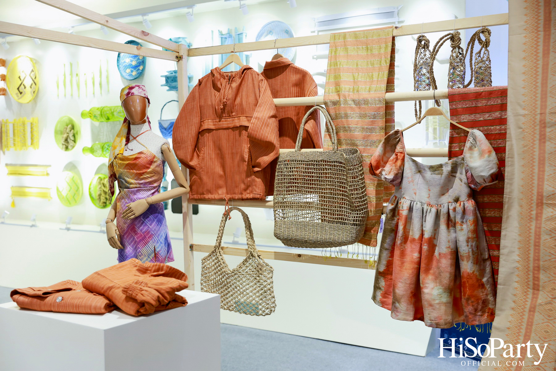 งานเปิดนิทรรศการผ้าไทย THAI TEXTILE HEROES 2024 EPISODE 3: ‘Colors of Buriram’