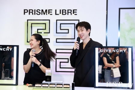 งานเปิดตัว GIVENCHY Prisme Libre 4-Color Loose Powder Pop-Up