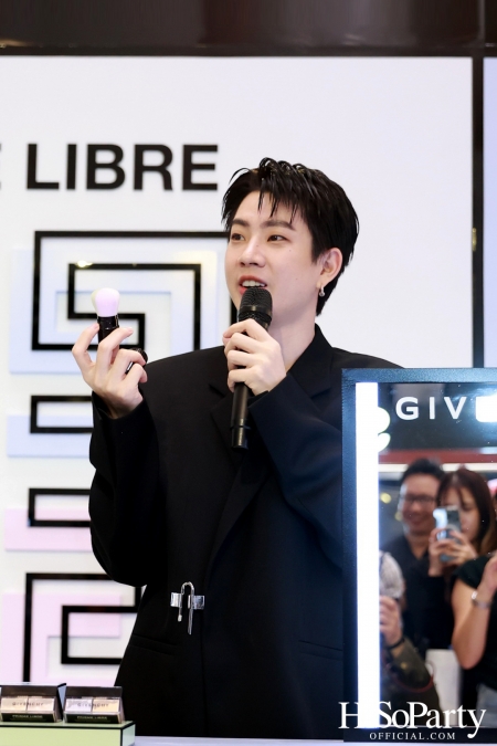 งานเปิดตัว GIVENCHY Prisme Libre 4-Color Loose Powder Pop-Up